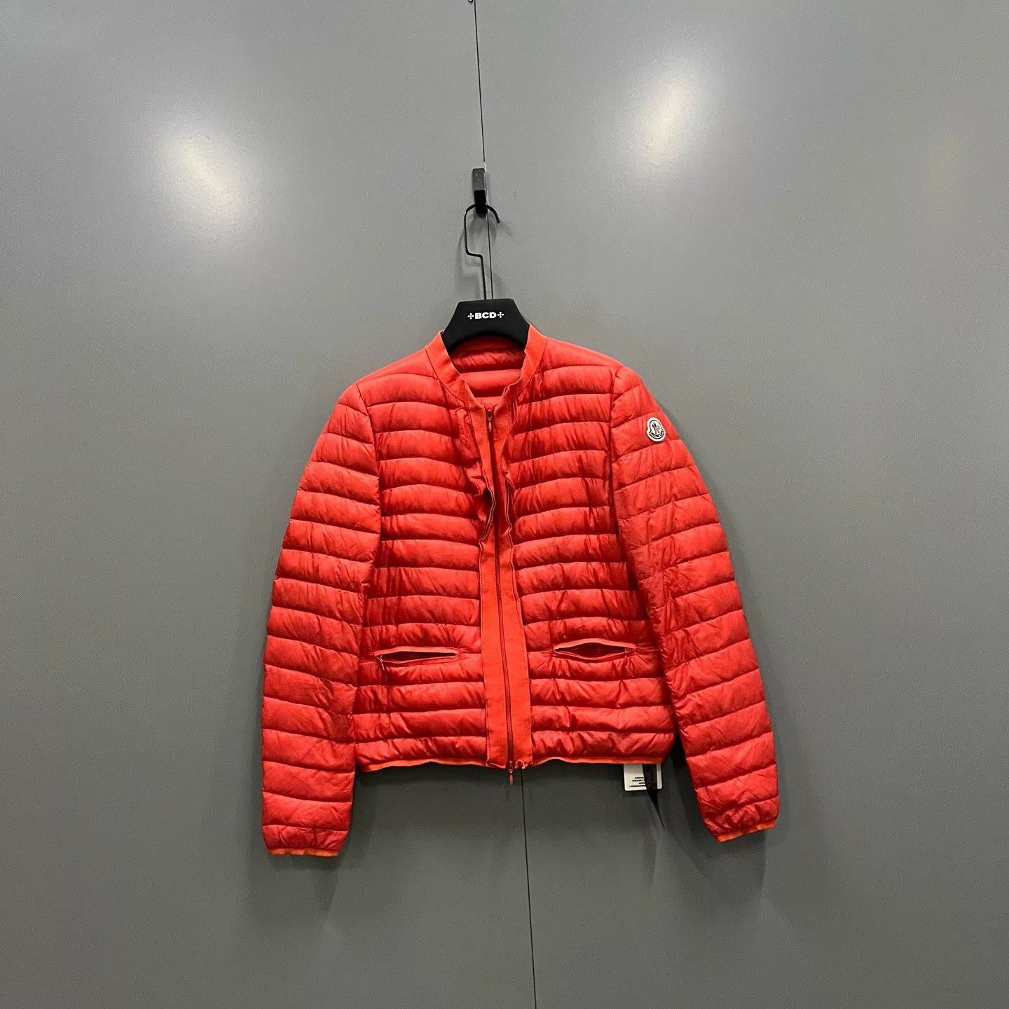 Moncler moncler orange down jacket size 2 Size US M / EU 48-50 / 2 - 1 Thumbnail