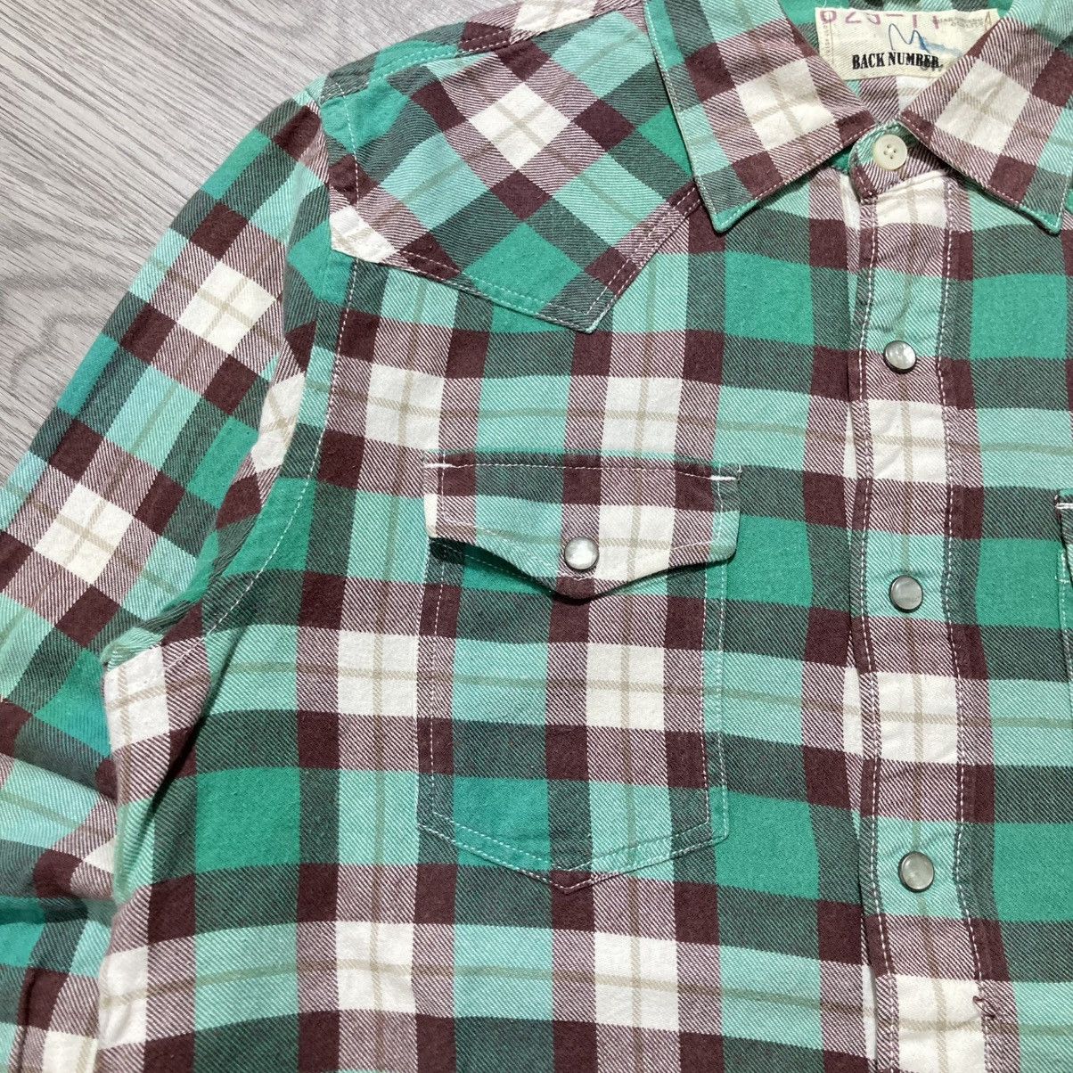 Japanese Brand 2000s Back Number Western Shirt Flanel Number (N)ine Style Size US M / EU 48-50 / 2 - 6 Thumbnail