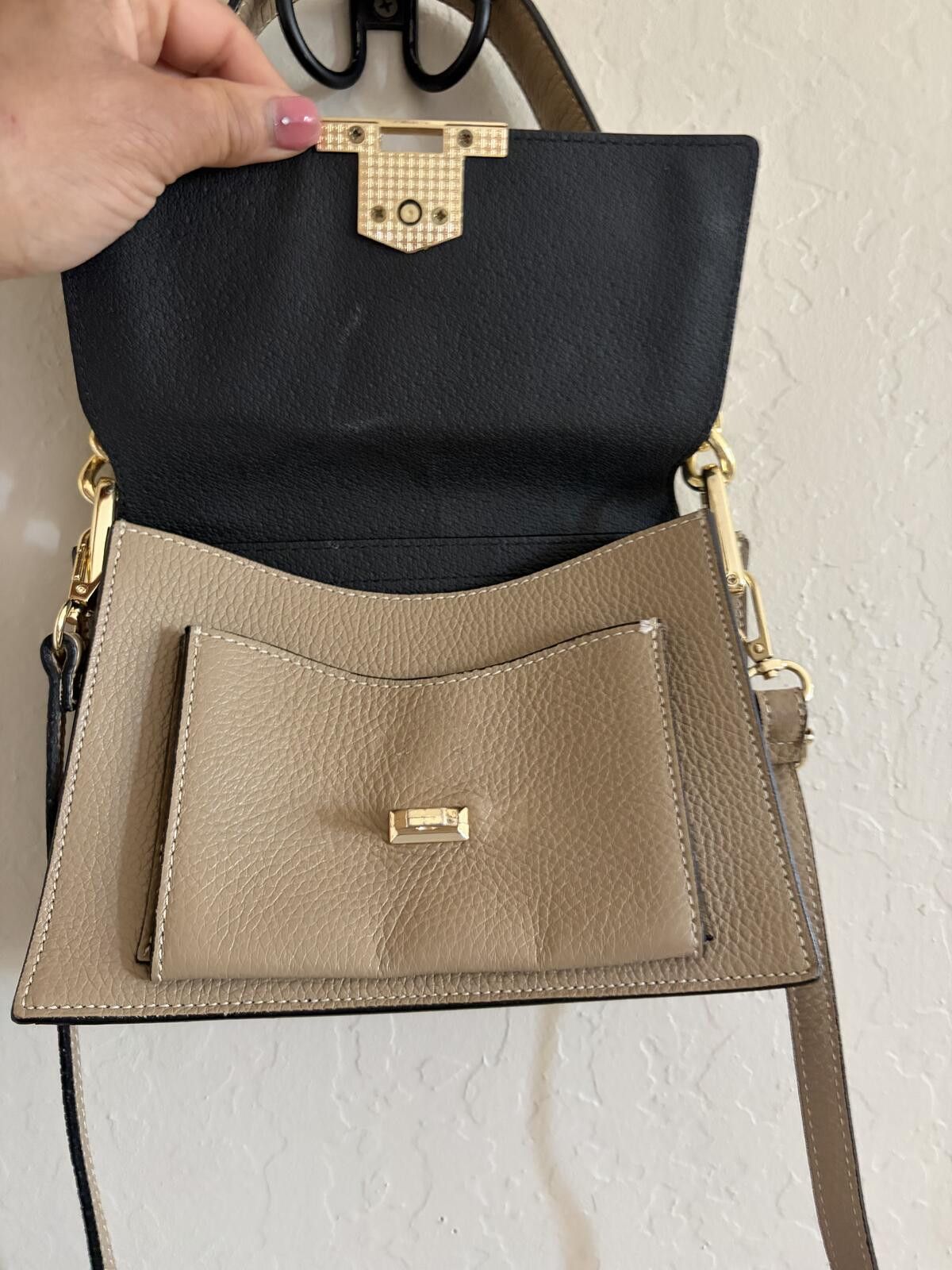 Other Persaman New York Taupe Shoulder Bag with Gold Hardware Size ONE SIZE - 7 Thumbnail