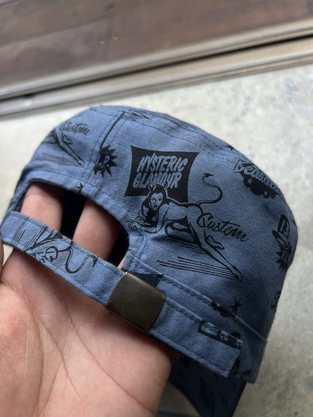 Hysteric Glamour HYSTERIC GLAMOUR COMICS PIN UP 5 PANEL CAP ARCHIVE Size ONE SIZE - 5 Thumbnail