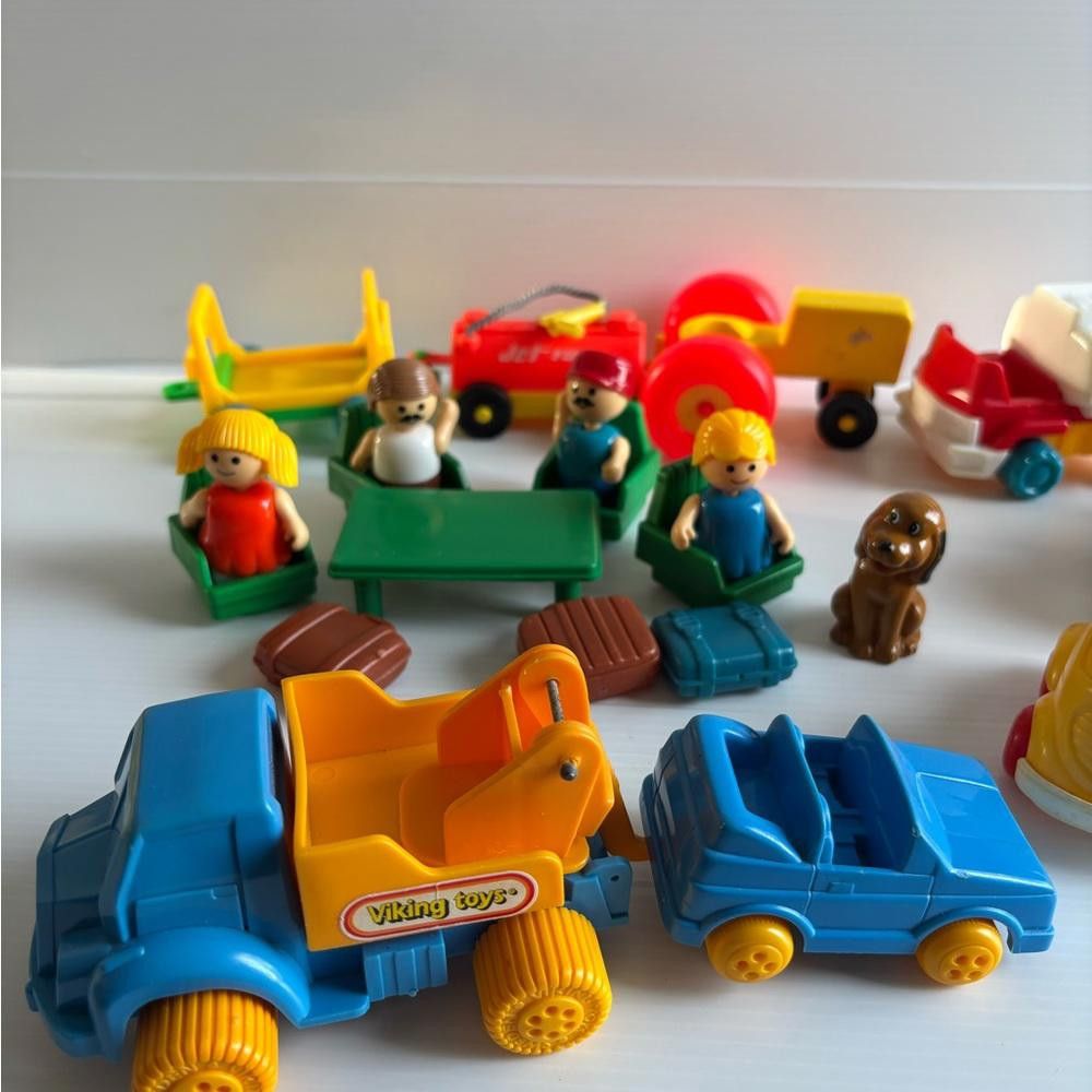 Designer Lot of 1952 Aviva Toy Cars and Trucks Size ONE SIZE - 4 Thumbnail