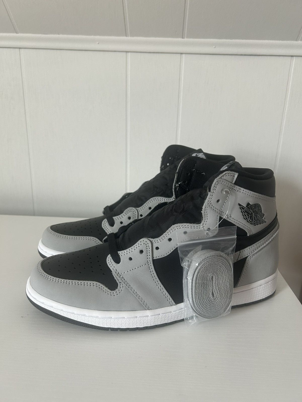 Jordan Brand Nike Air Jordan 1 Retro High OG Shadow 2.0 Size US 10.5 / EU 43-44 - 2 Thumbnail