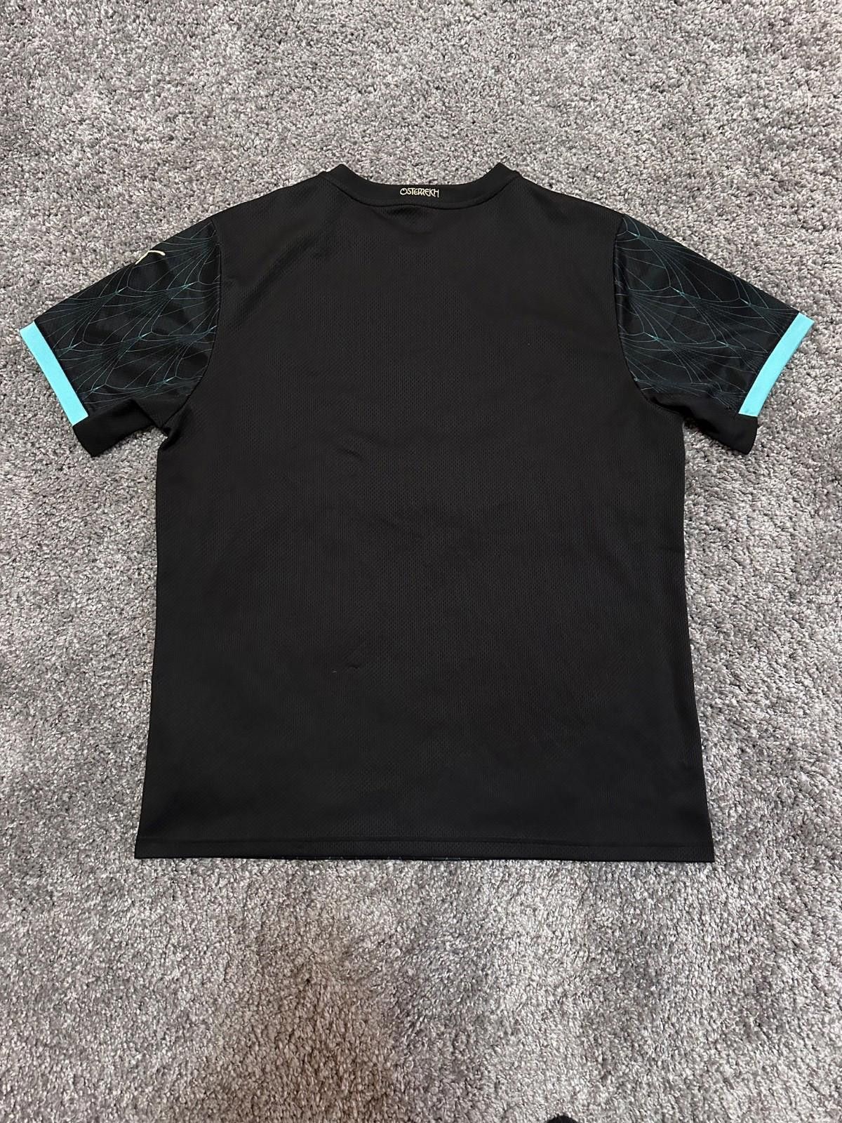 Puma PUMA AUSTRIA NATIONAL 2020/2022 SOCCER FOOTBALL SHIRT JERSEY Size US L / EU 52-54 / 3 - 7 Thumbnail