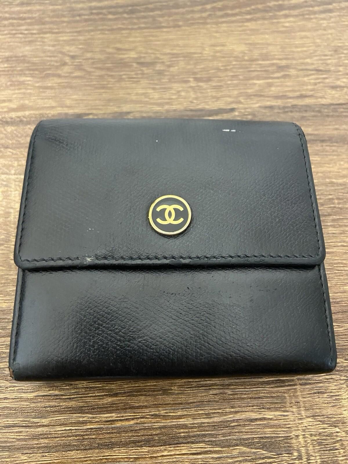 Chanel Chanel Cocobutton black leather compact trifold wallet Read* Size ONE SIZE - 3 Thumbnail