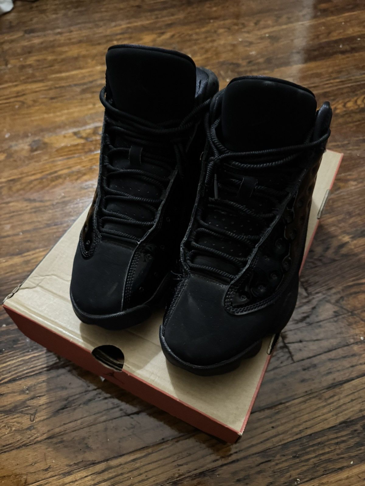 Jordan Brand cap and gown 13s (EXCLUSIVE) Size US 8.5 / EU 41-42 - 1 Thumbnail