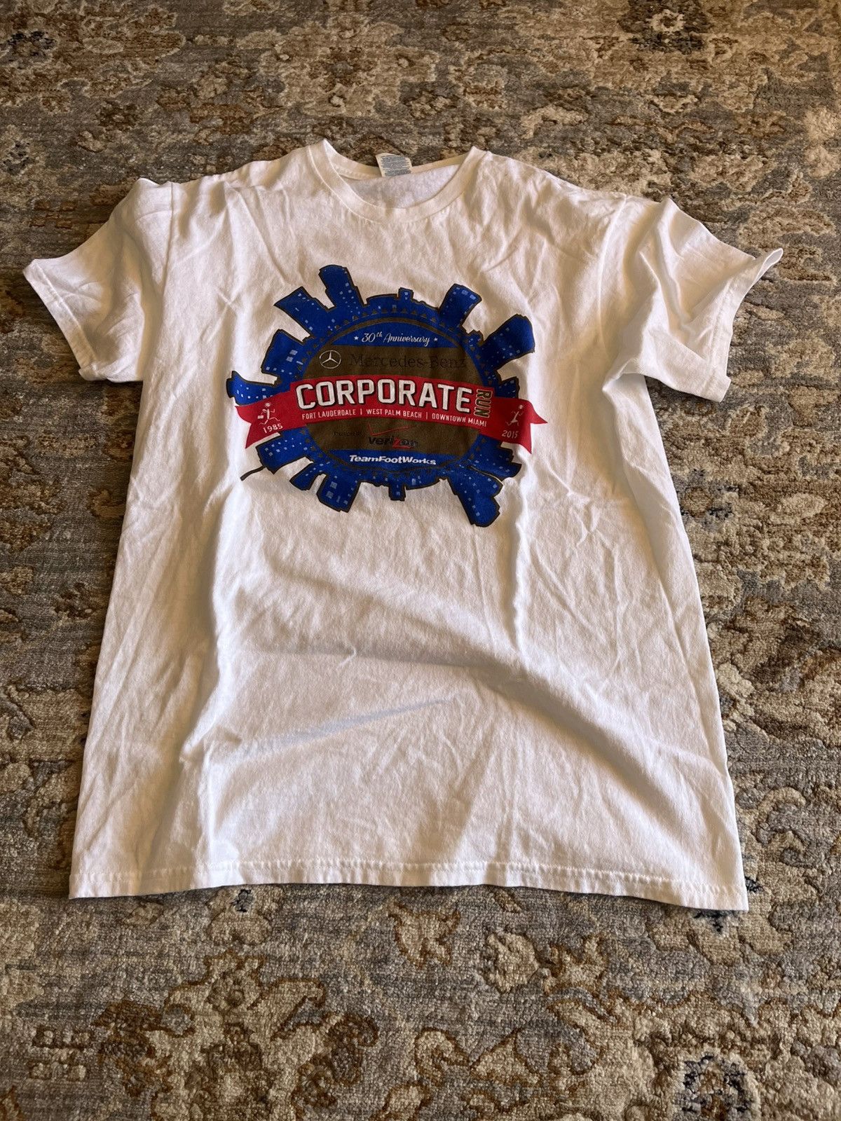 Balenciaga MERCEDES BENZ CORPORATE RUN 2015 TEE M Size US M / EU 48-50 / 2 - 1 Thumbnail