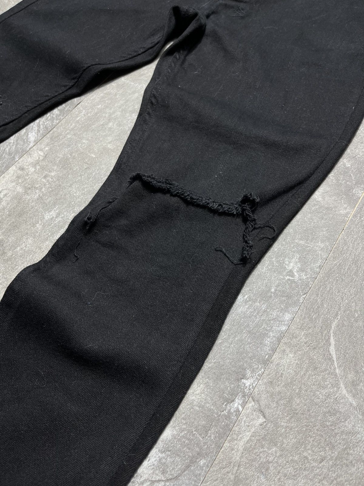 Ksubi Ksubi Knee Rip Plain Black Denim Jeans Size 32 Size US 32 / EU 48 - 6 Thumbnail
