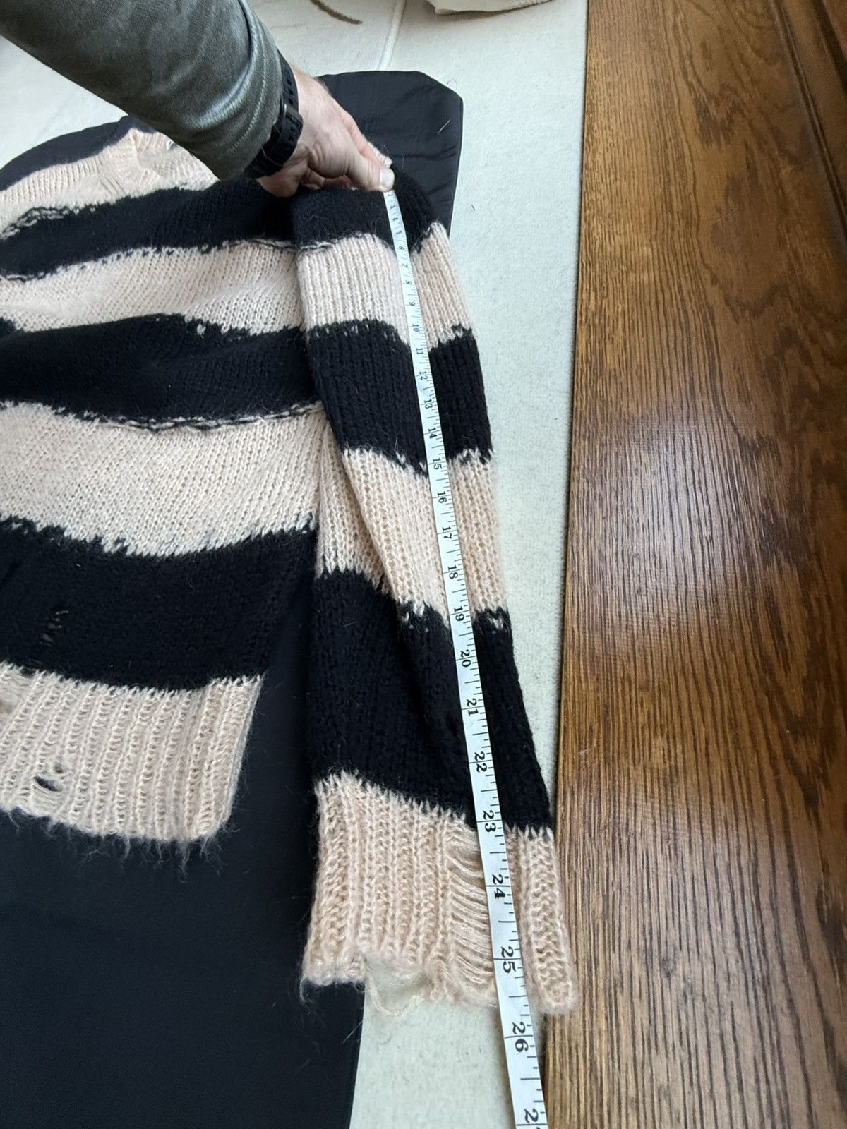Acne Studios Acne Studios mohair knit sweater distressed grail Size US L / EU 52-54 / 3 - 7 Thumbnail