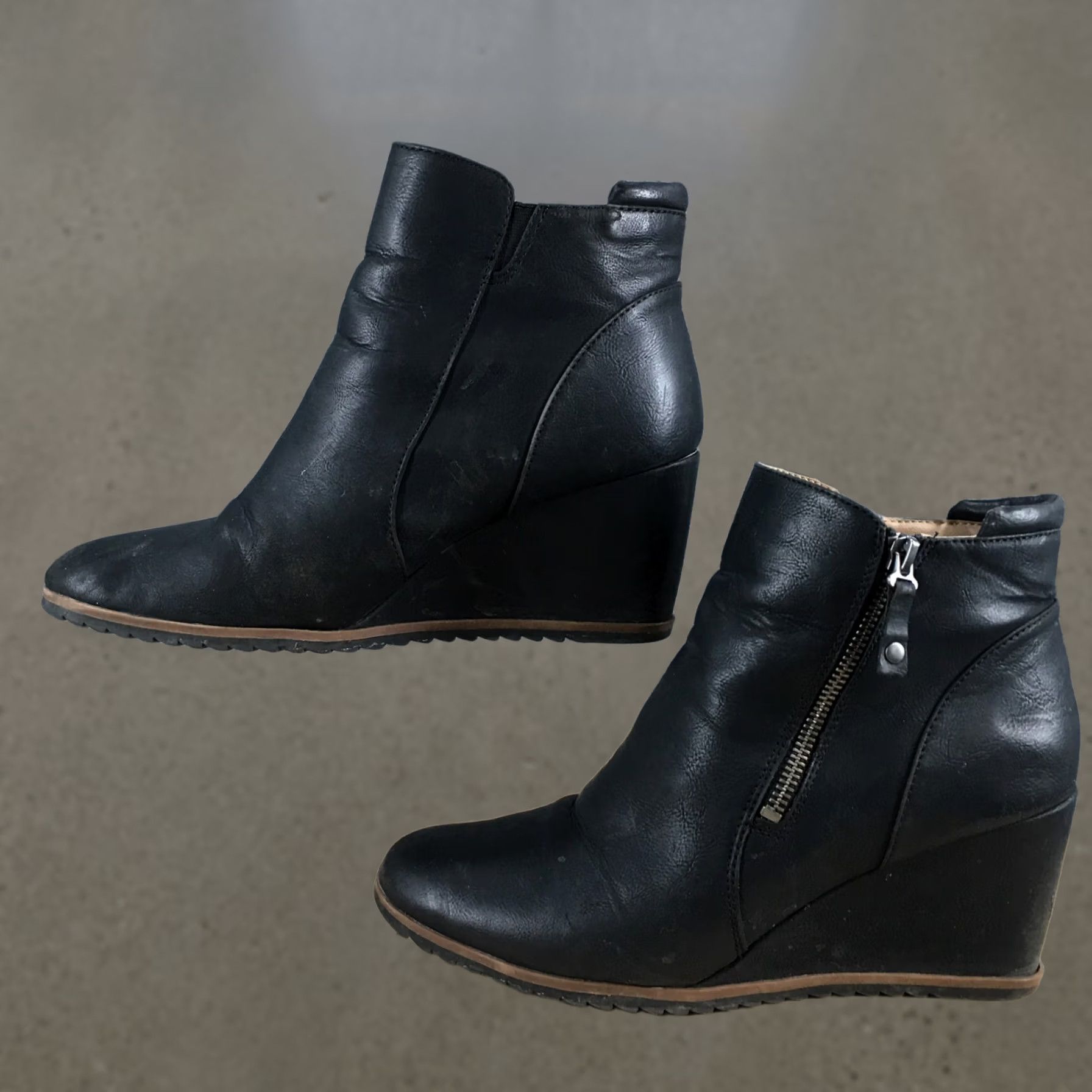 Vintage SOUL By Naturalizer Haley Boots Womens 10 M Haley Side Zip Wedge Ankle Bootie Black Shoes Size US 10 / IT 40 - 1 Thumbnail