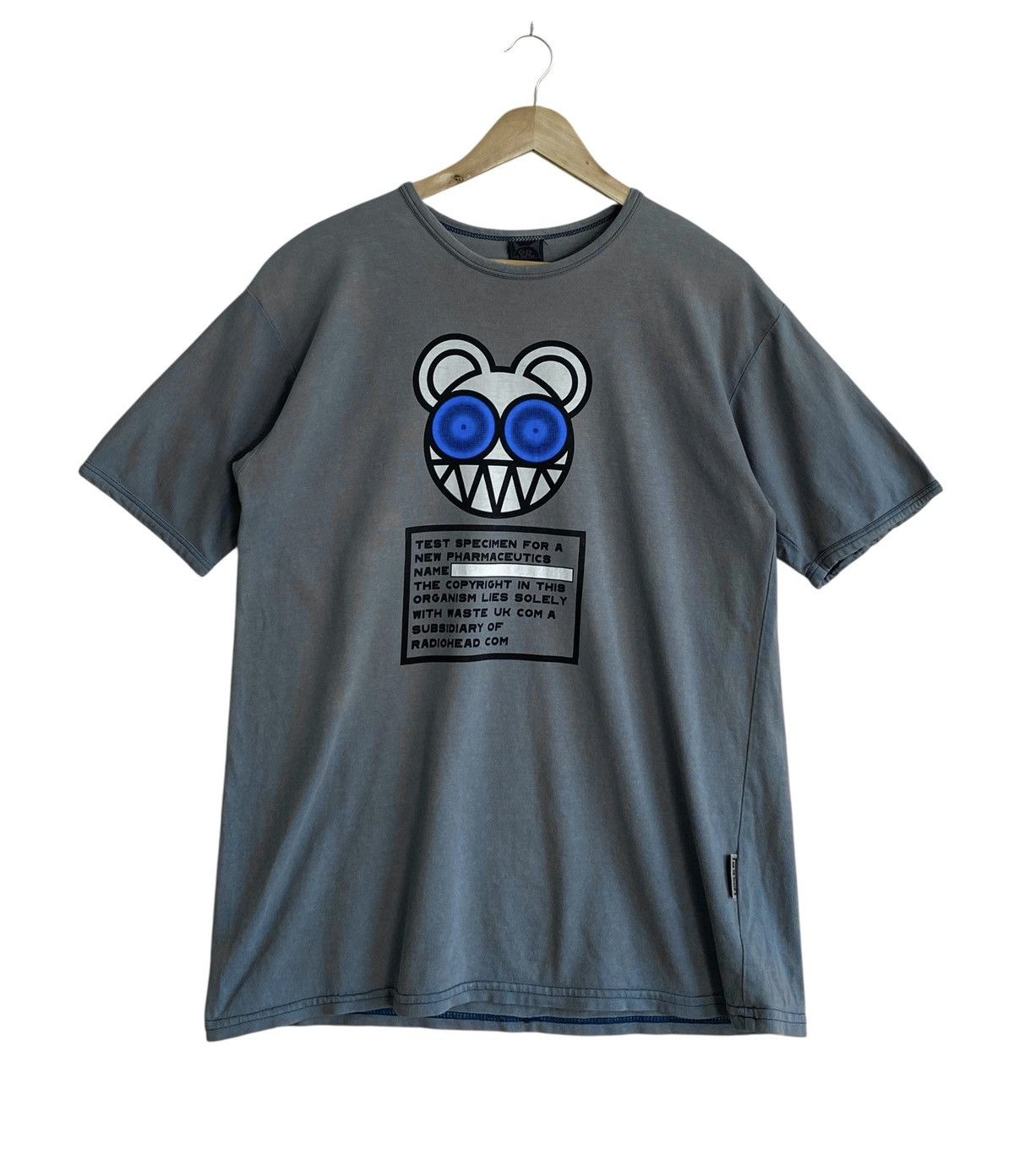 Band Tees Very Rare Vintage Band Radiohead Ok Computer T-shirt 2000s Size US M / EU 48-50 / 2 - 1 Thumbnail