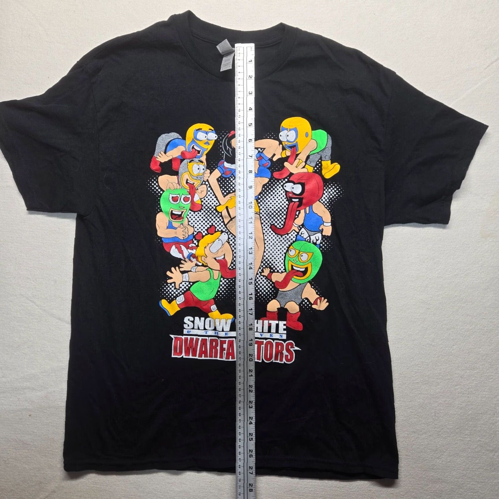 Vintage VINTAGE Extreme Dwarfanators Wrestling Shirt Unbranded Unisex Adults L Black Snow White The 7 Dwarfs 90s Funny Crew Neck Short Sleeve Size US L / EU 52-54 / 3 - 5 Thumbnail