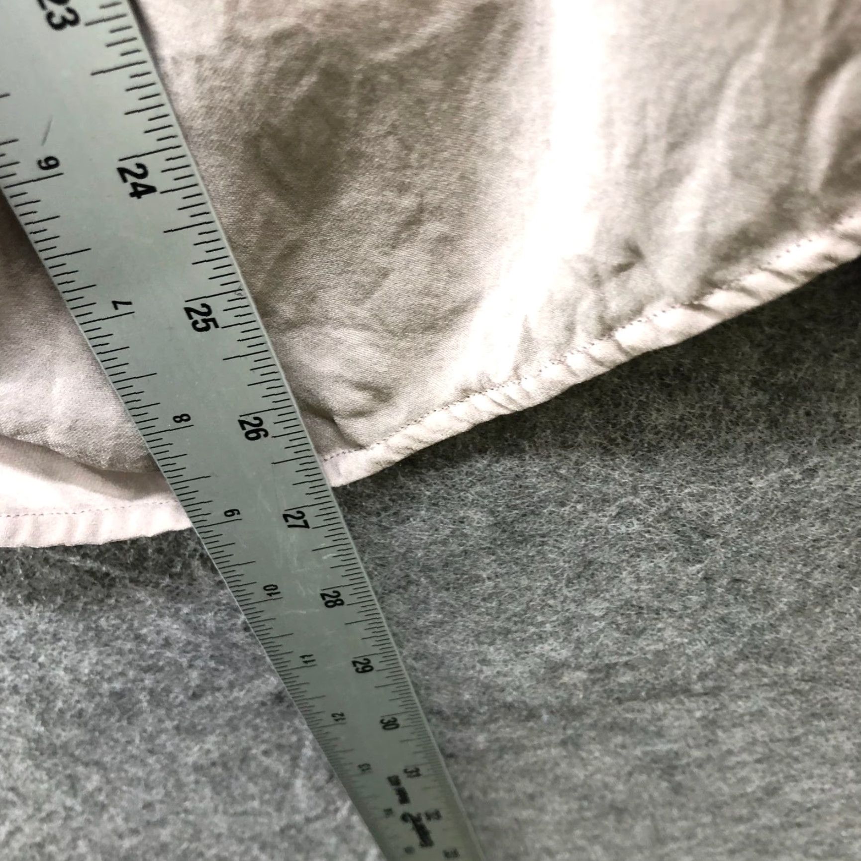 Vince Vince Blouse Long Sleeve 100% Silk Womens 10 Taupe Beige Drape Front Gathered Shirt Casual Business Womens Size L / US 10 / IT 46 - 8 Thumbnail