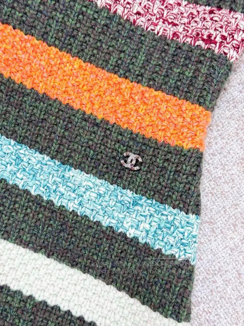 Chanel Chanel Knitted sleeveless dress with rainbow stripes Size XS / US 0-2 / IT 36-38 - 4 Thumbnail