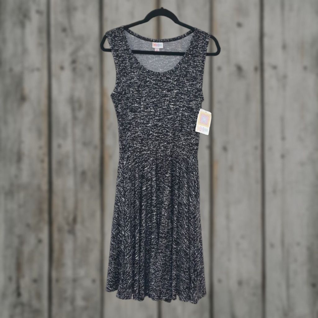 LuLaRoe Nicki Dress S Sleeveless A-Line Knit Stretch Comfort Black Pockets