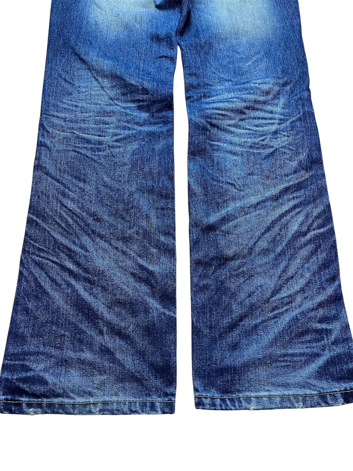 Le Grande Bleu (L.G.B.) Vintage Lolita distressed denim Size US 31 - 5 Thumbnail