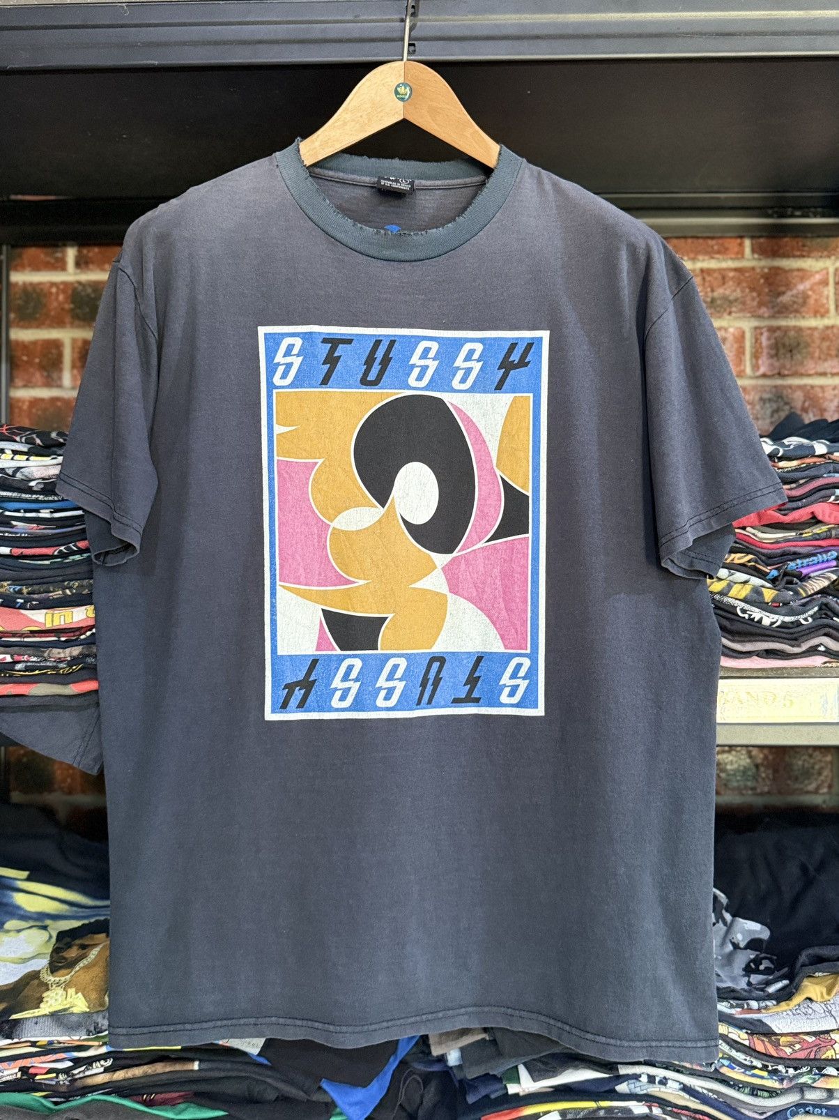 Stussy Thrashed Vintage Stussy Streetwear Sun Faded Tee Size US L / EU 52-54 / 3 - 1 Thumbnail