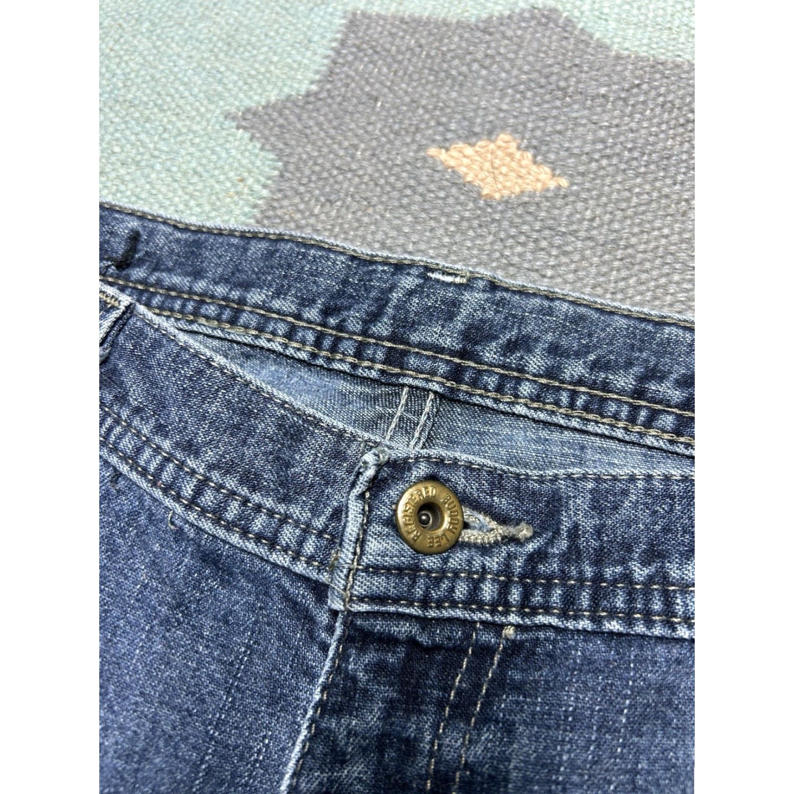 Lee VINTAGE Lee Jeans dungaree workwear dark wash denim baggy 33x32 Men Inseam 32 Straight Jeans 33 Blue Size US 33 - 7 Thumbnail