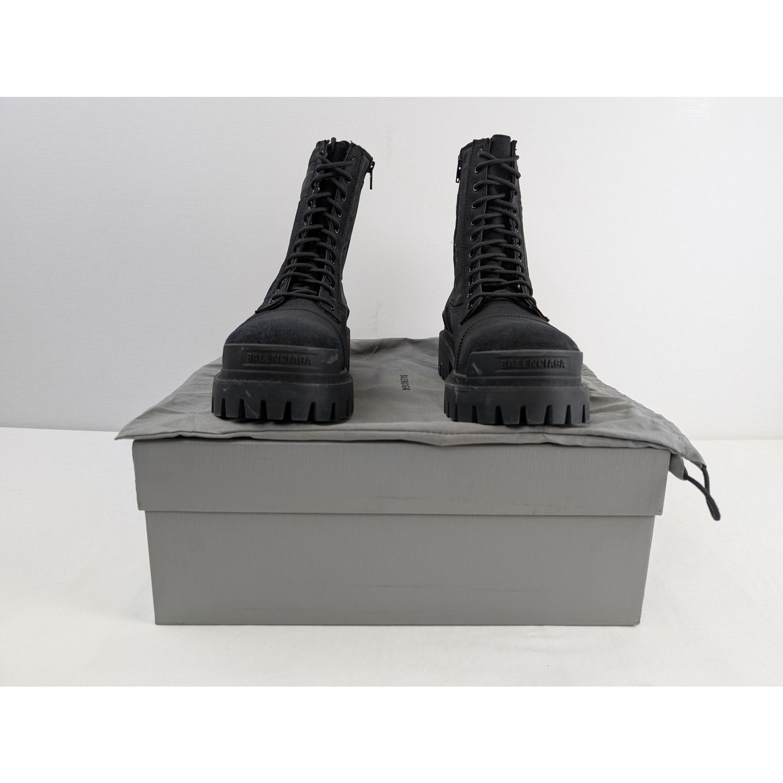 Balenciaga o1rshd1 Nylon Canvas/Used Effect New Combat Strike Boots Size US 12 / EU 45 - 15 Thumbnail