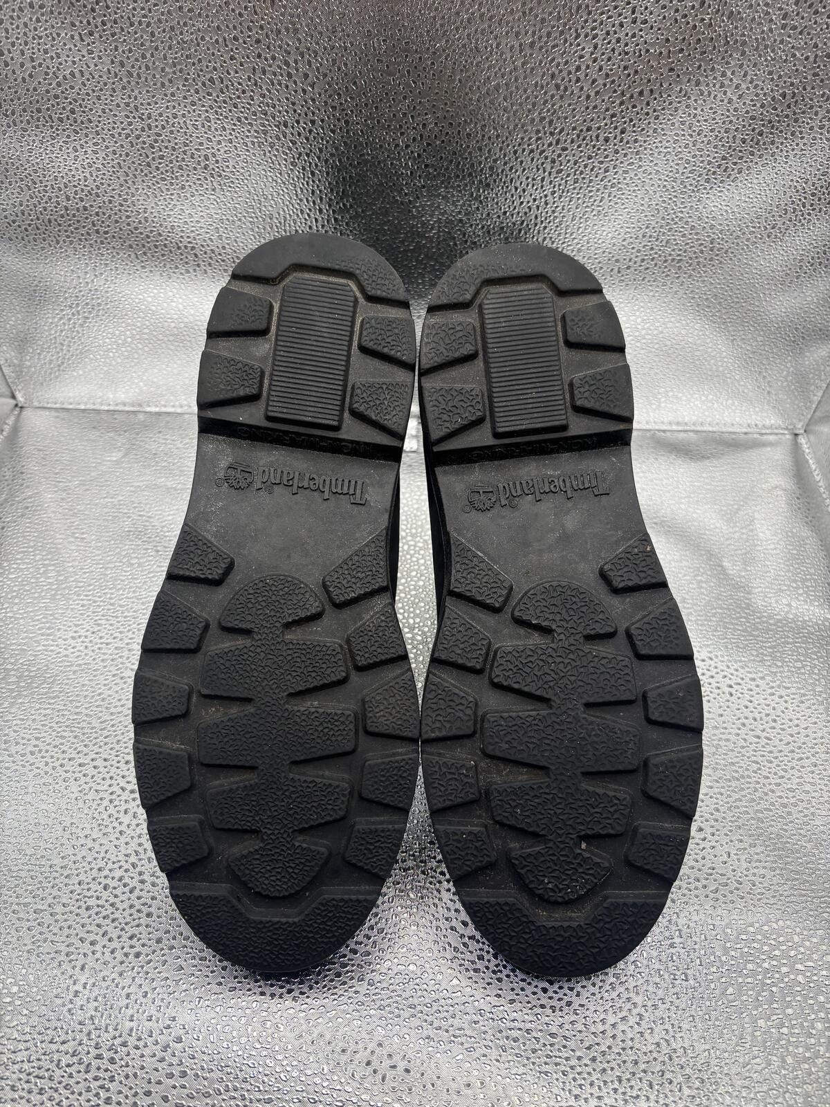 Timberland Triple black boys timberland boot Size US 7 / EU 40 - 3 Thumbnail
