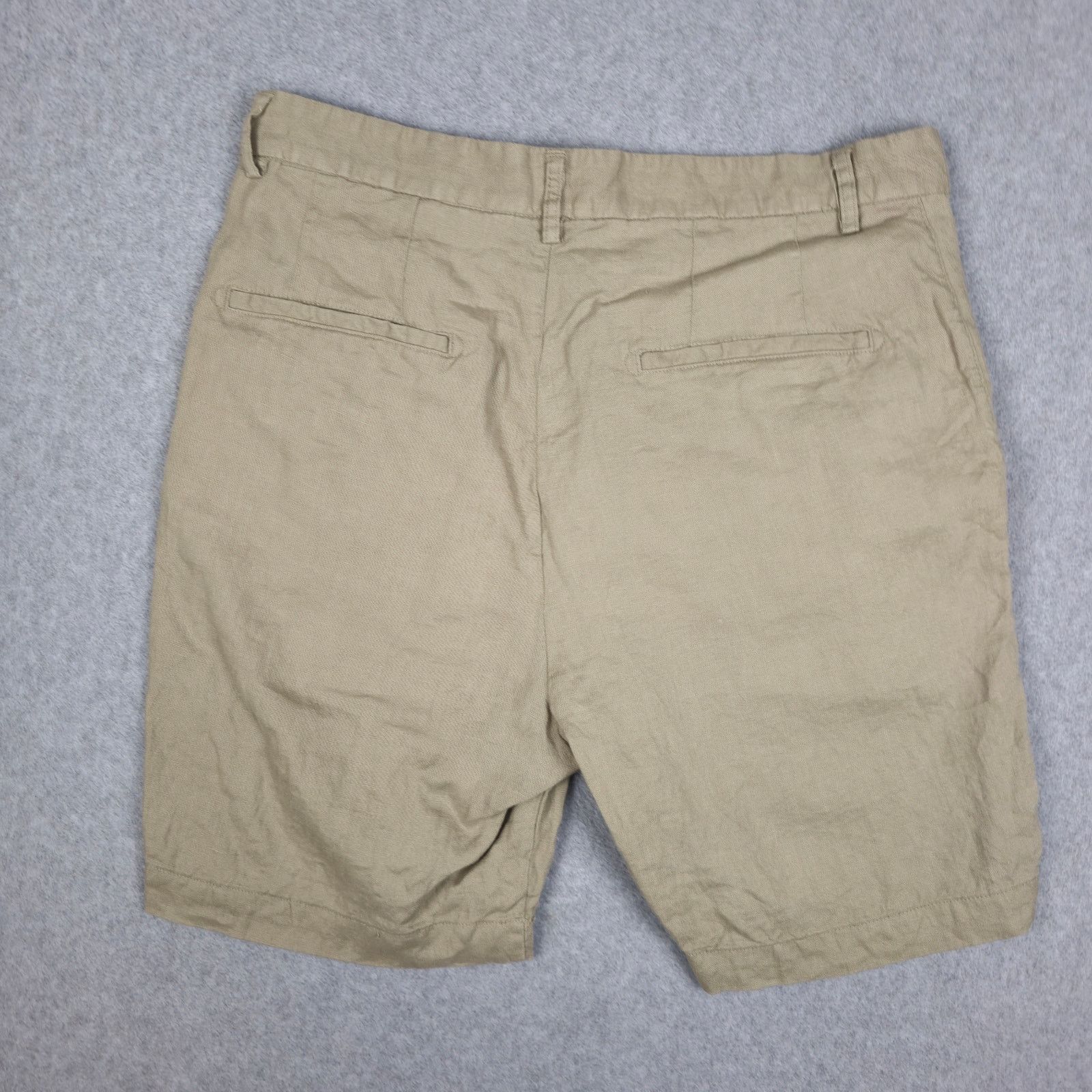 Zara Zara Large Light Beige 100% Linen Flat Front Chino Shorts Size US 32 / EU 48 - 2 Thumbnail
