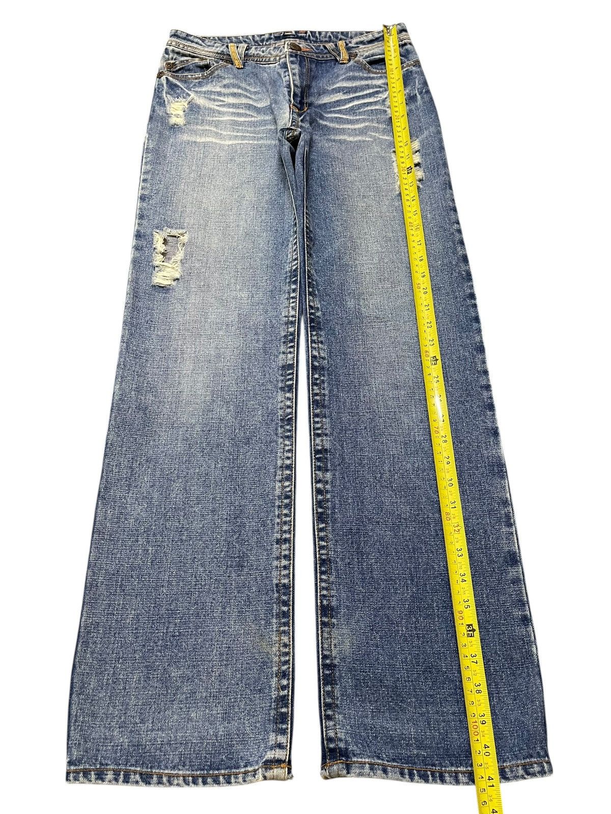 Japanese Brand Vintage Japanese Brand Blue Faded Distressed Loose Jeans Size US 30 / EU 46 - 12 Thumbnail