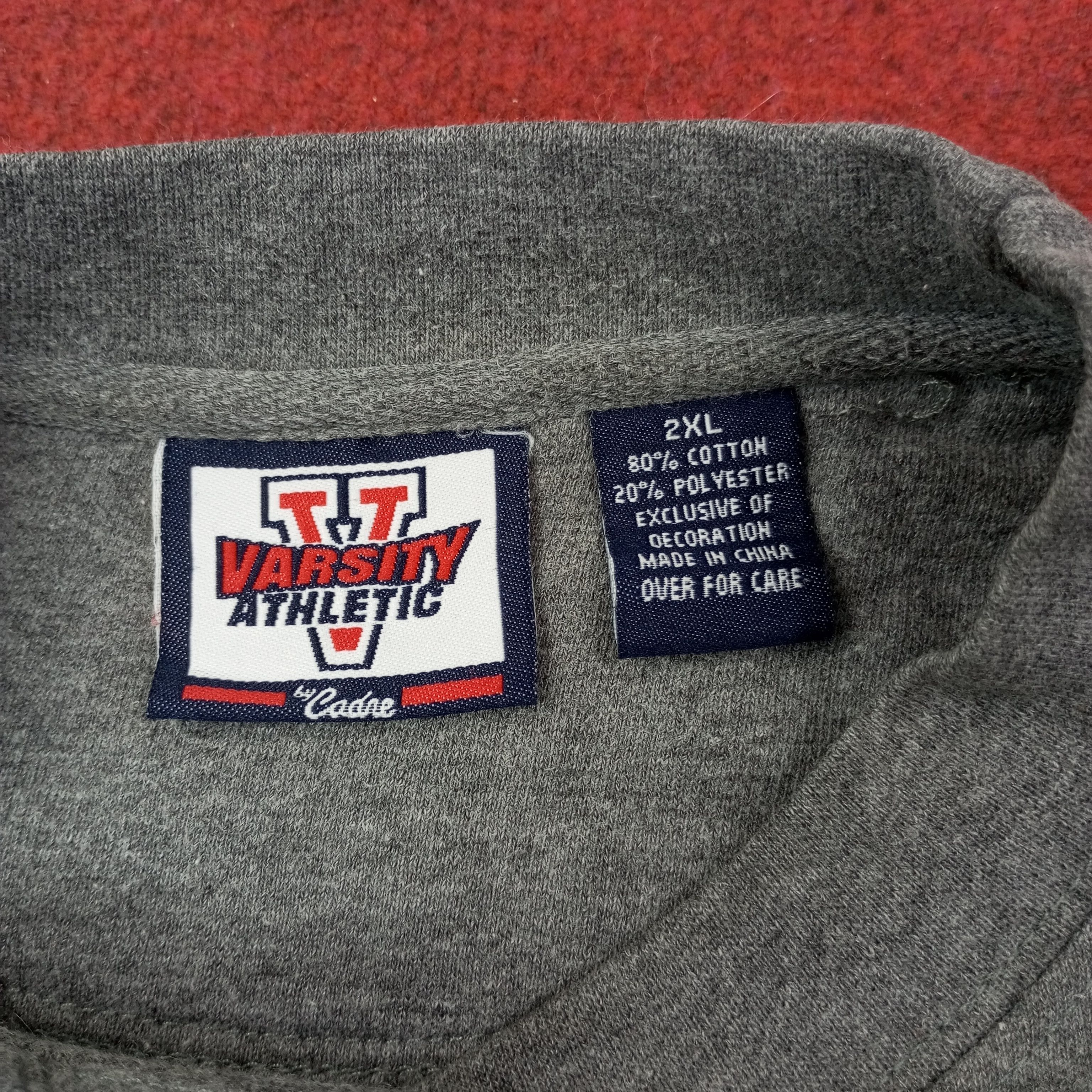 Vintage North Carolina Tar Heels Sweatshirt c251n14 Size US XXL / EU 58 / 5 - 6 Thumbnail