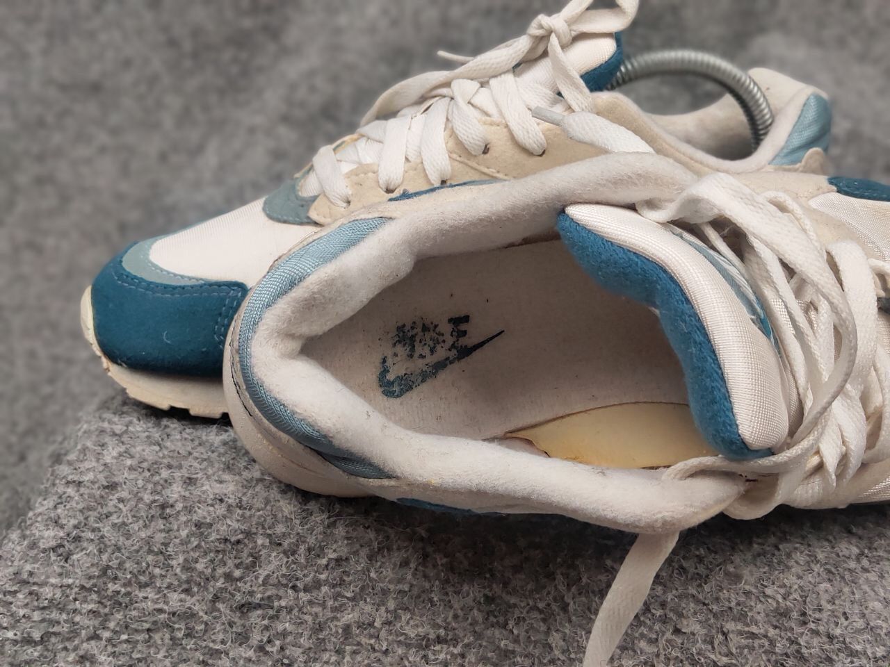 Nike Vintage 96's Nike Outburst White Blue Rare Sneakers Size US 8 / IT 38 - 21 Thumbnail