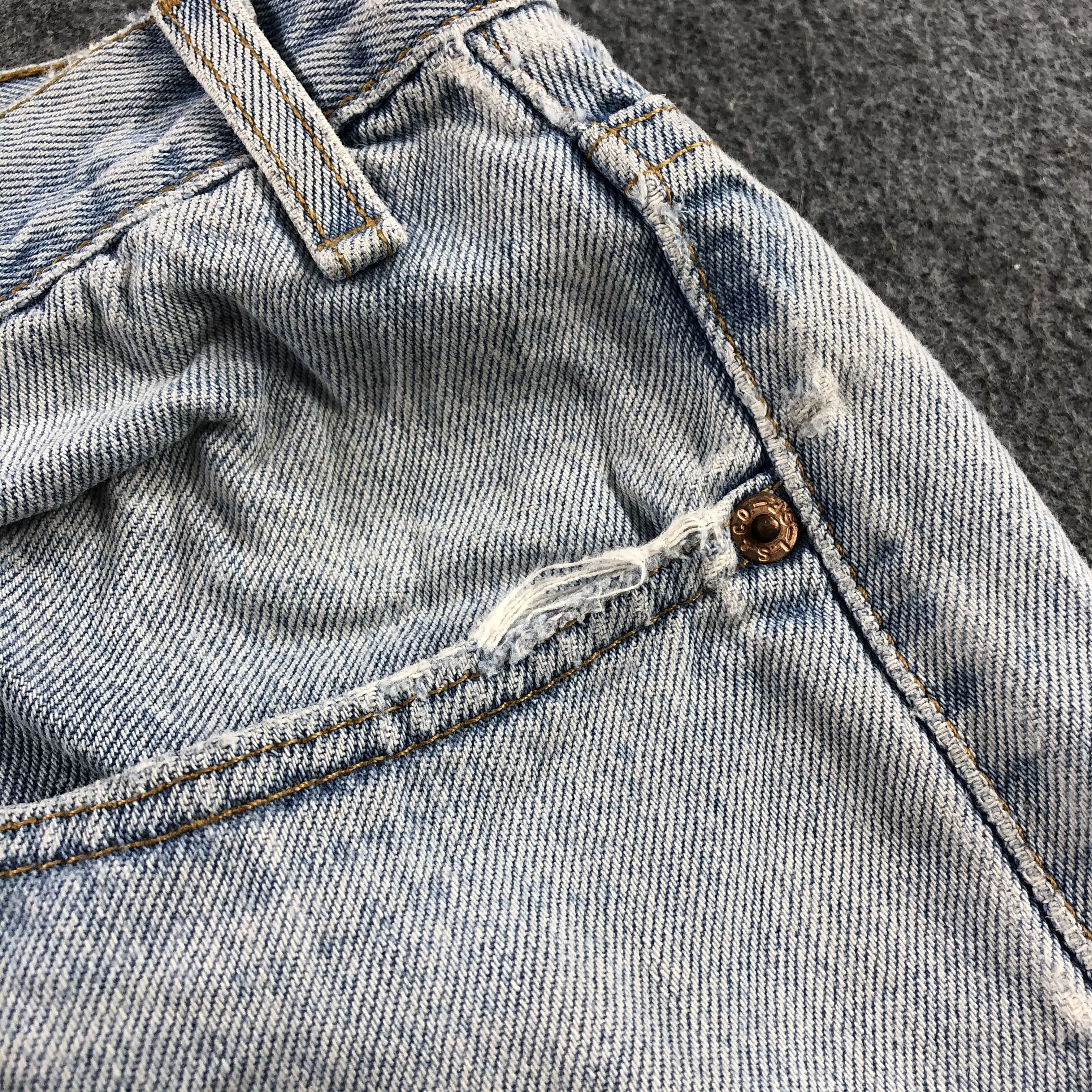 Levi's Vintage 90s Light Wash Levis 550 Jeans-J2331 Size US 38 / EU 54 - 10 Thumbnail