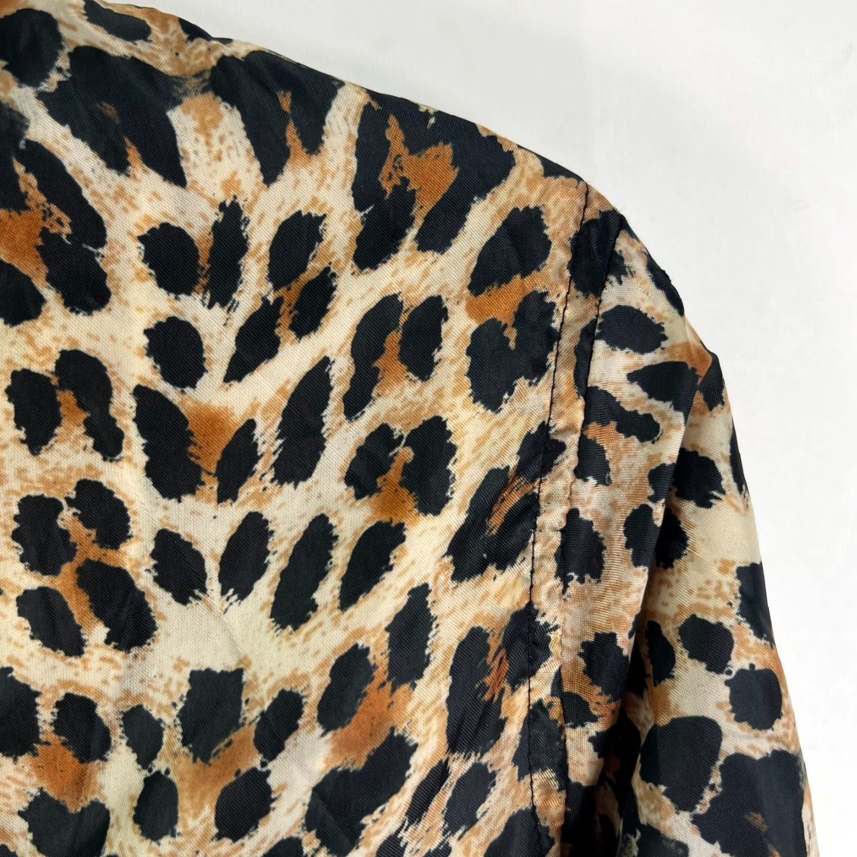 Vintage VINTAGE Rossodisera Leopard Print Crop Zip Front Bomber Jacket S Women Jacket XS Adult? (Wait) Size S / US 4 / IT 40 - 2 Thumbnail