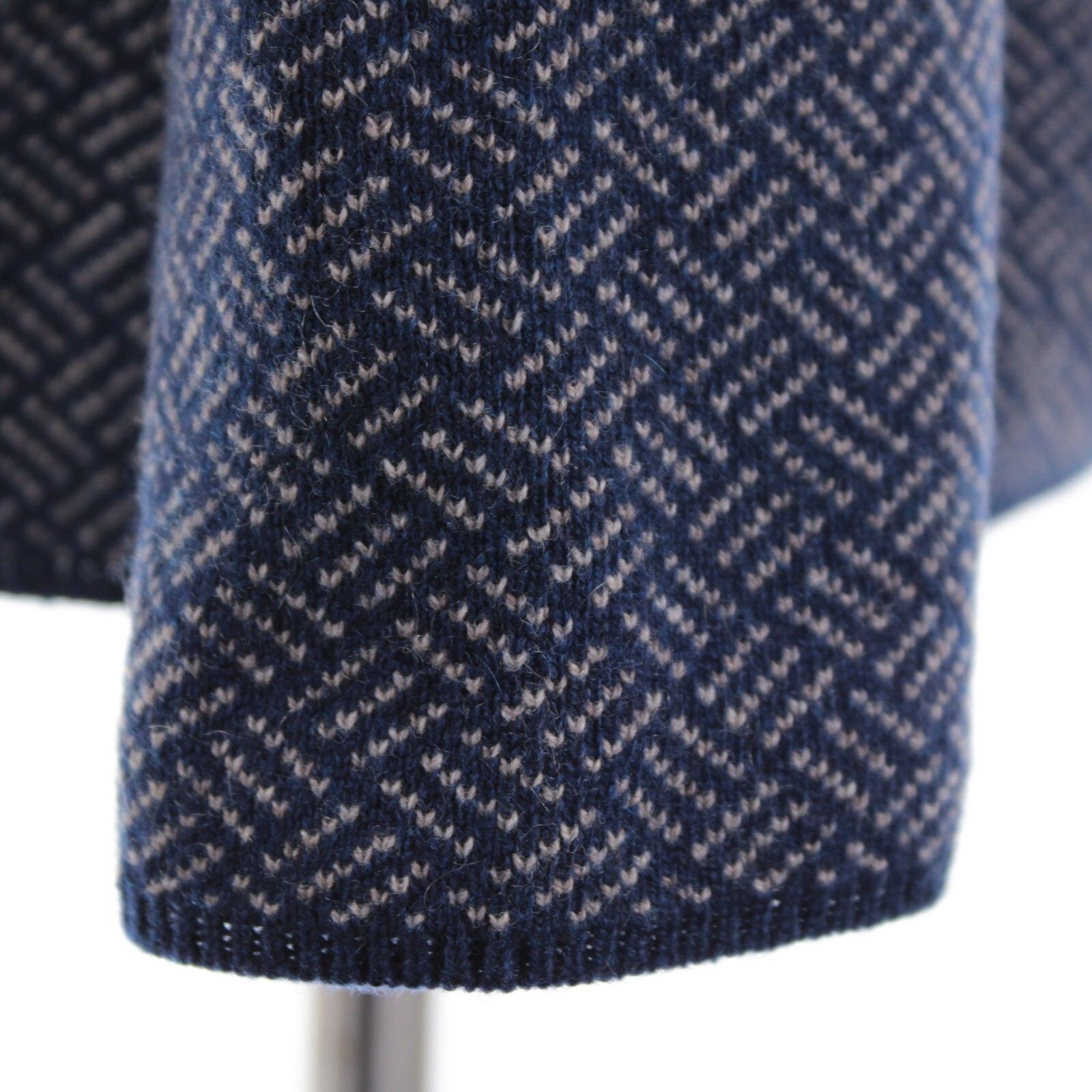 Luciano Barbera Luciano Barbera Sweater Size US S in Blue Size US S / EU 44-46 / 1 - 3 Thumbnail