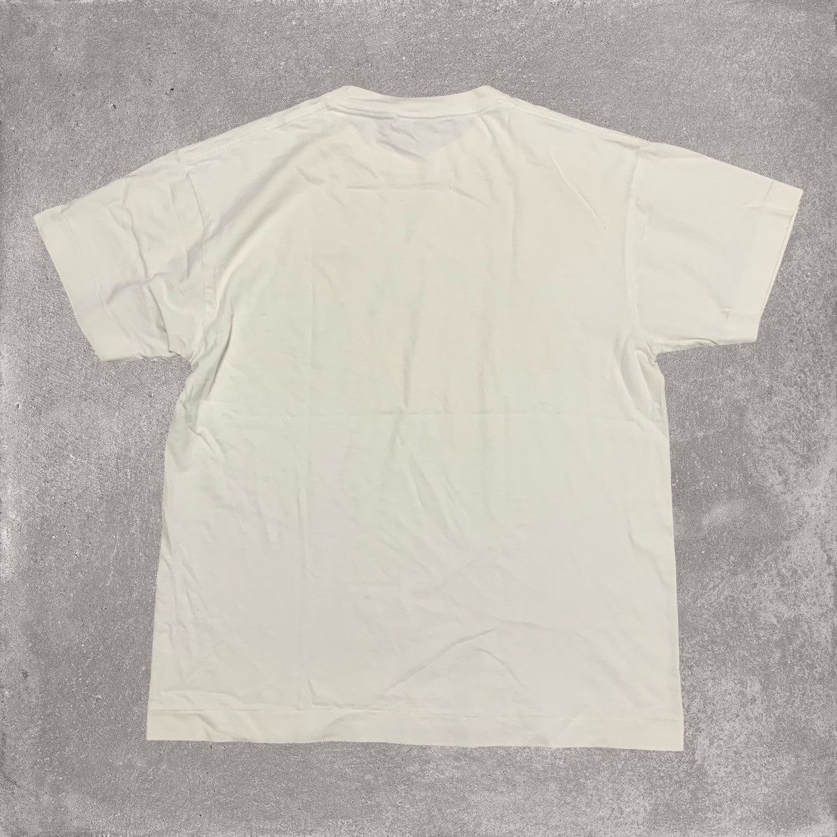 Bape Bape Large Mout Exhibition White Tee A Bathing Ape Vintage Size US L / EU 52-54 / 3 - 2 Thumbnail