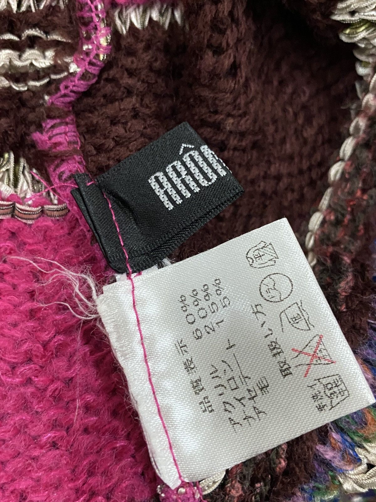 Japanese Brand Vintage Japanese Pink Wavy Knit Turtleneck Fairy Grunge Size US M / EU 48-50 / 2 - 10 Thumbnail