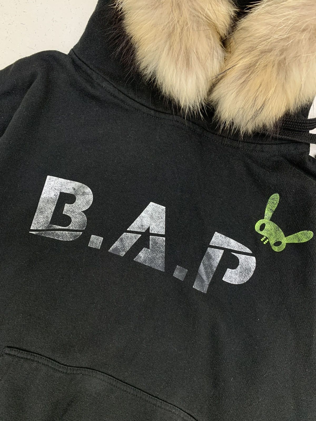 Japanese Brand PERFECT BLEACH B.A.P FUR HOODIE IFSIXWASNINE LGB STYLE Size US M / EU 48-50 / 2 - 4 Thumbnail