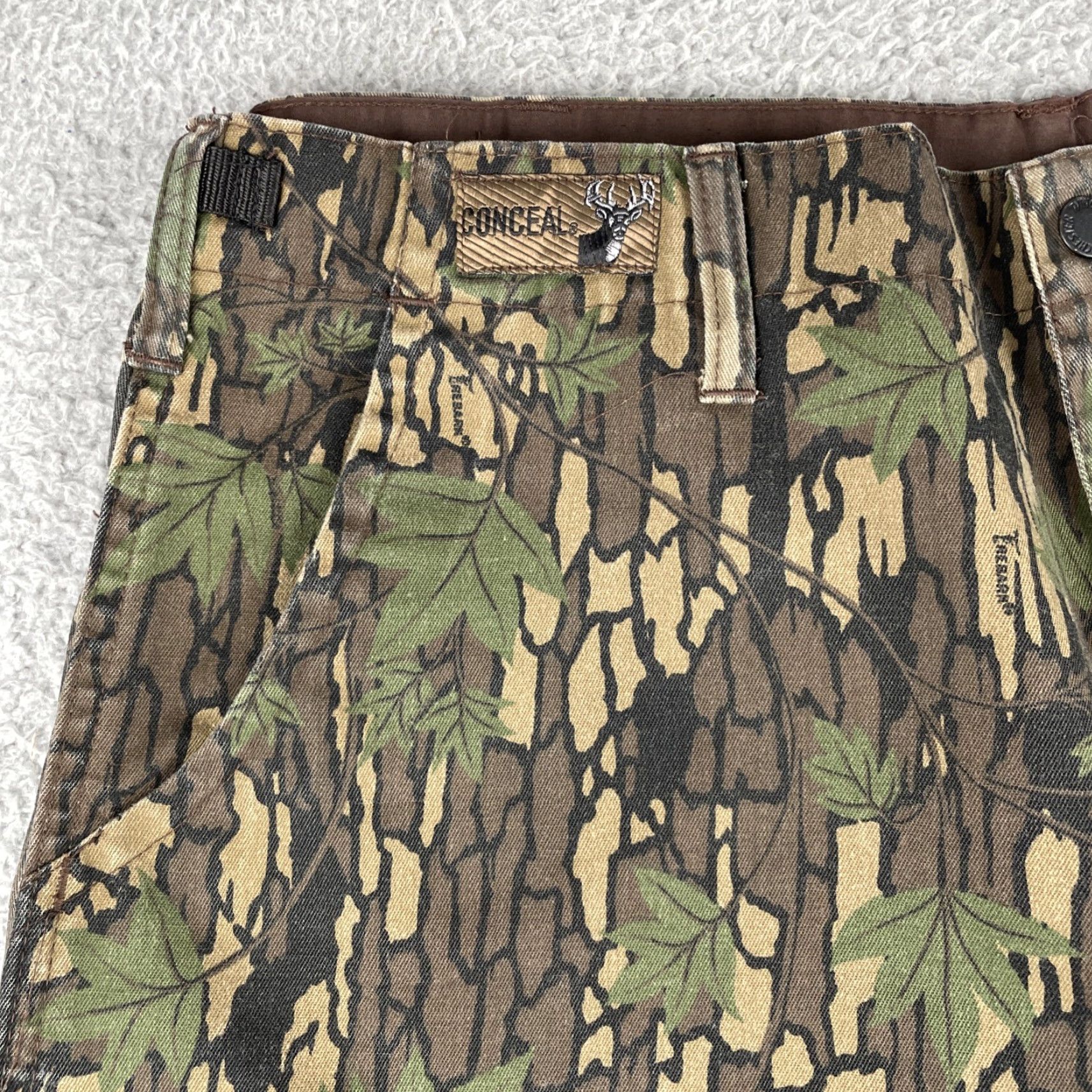 Vintage Winchester Camouflage Cargo Pants Trebark Mens 38 Brown Green EUC Cargo Pants Camouflage Trebark Pattern Size US 38 / EU 54 - 3 Thumbnail