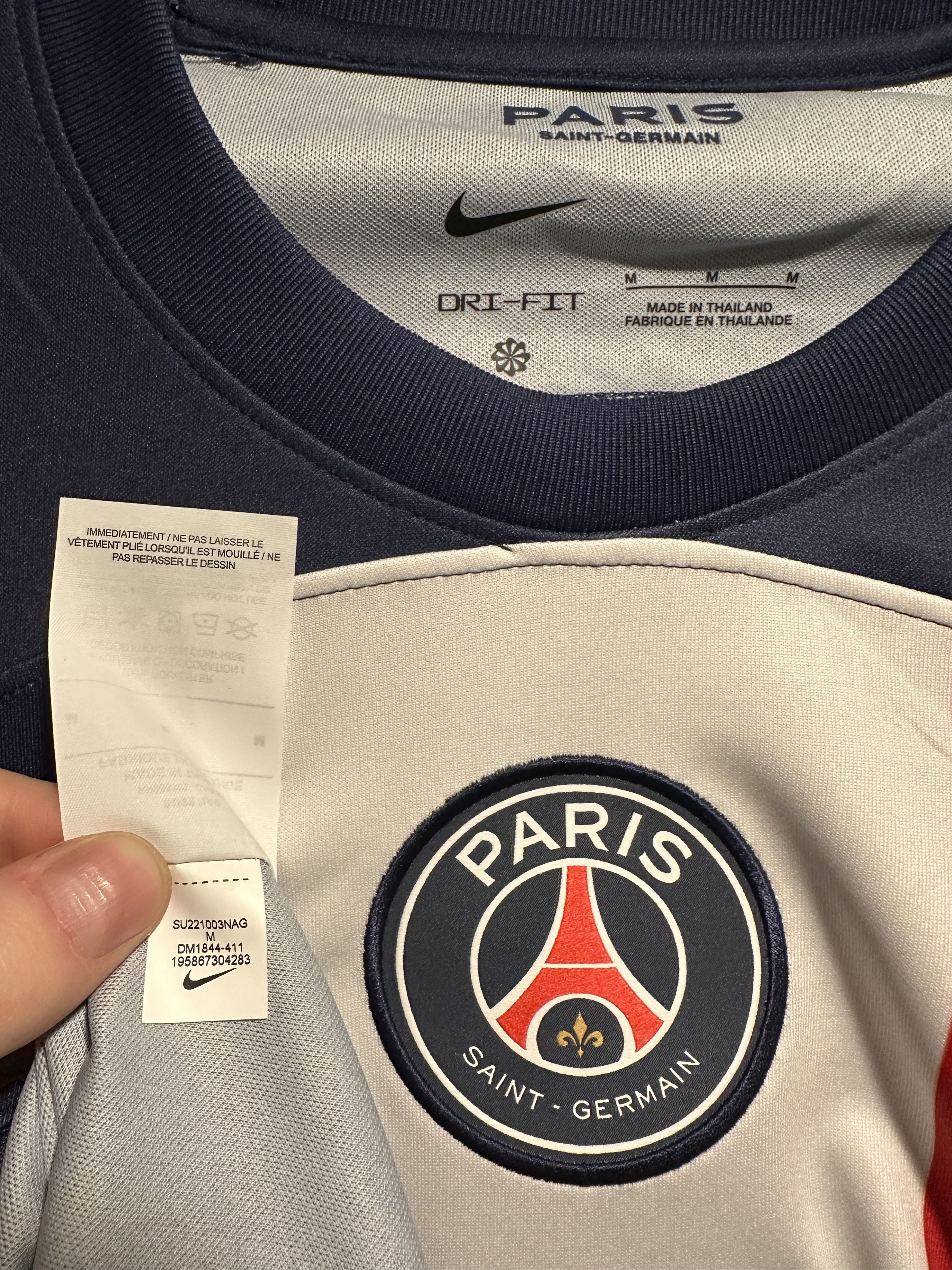 Nike BNIB PSG Paris Saint-Germain 2022/23 Home Medium w/ GOAT Size US M / EU 48-50 / 2 - 2 Thumbnail