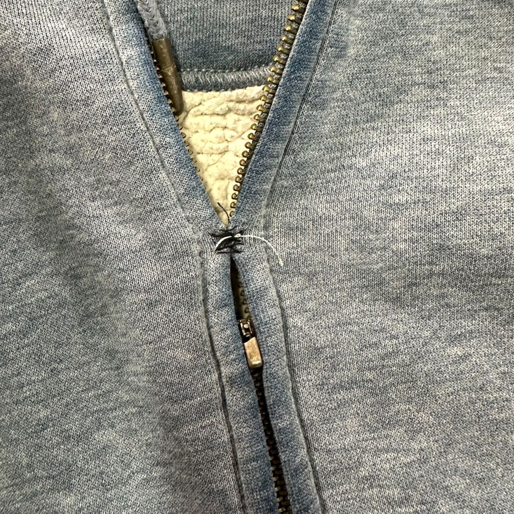 Carhartt VINTAGE Carhartt Hoodie Womens 2XL Hooded Sweatshirt Blue Workwear distressed Size XXL / US 16-18 / IT 52-54 - 3 Thumbnail