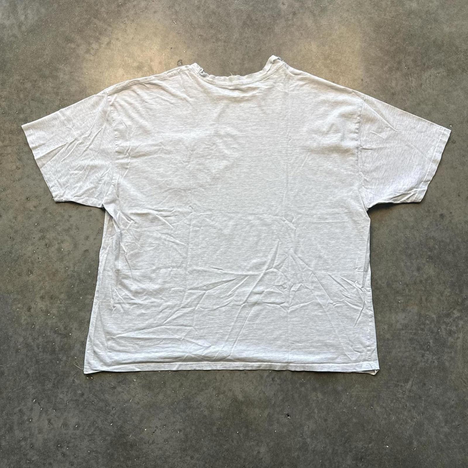 Carhartt White Carhartt Vintage Classic Distressed Pocket T-Shirt Size US M / EU 48-50 / 2 - 2 Thumbnail