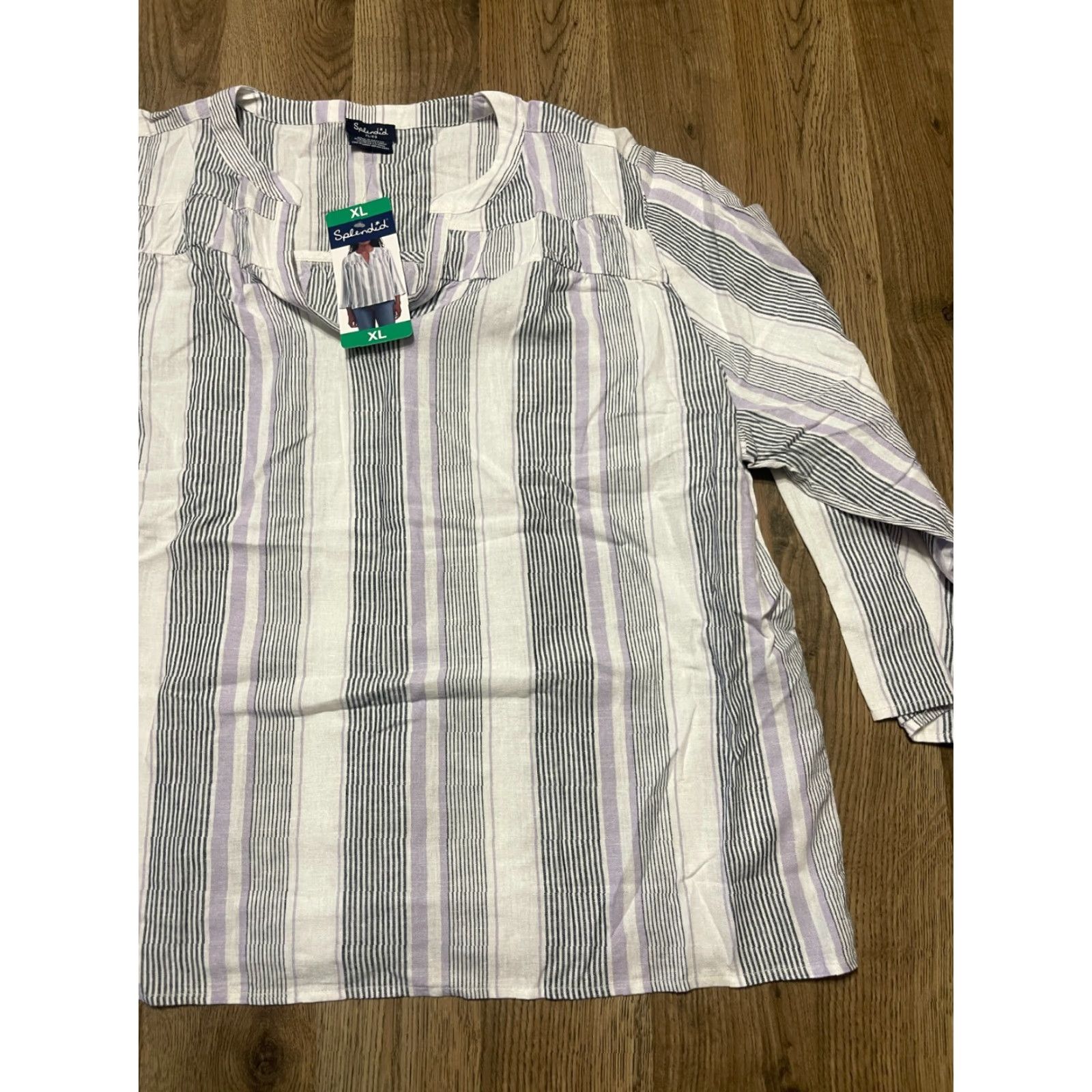 Splendid Splendid Shirt Women's XL Gray White Striped V-neck NWT Size XL / US 12-14 / IT 48-50 - 4 Thumbnail