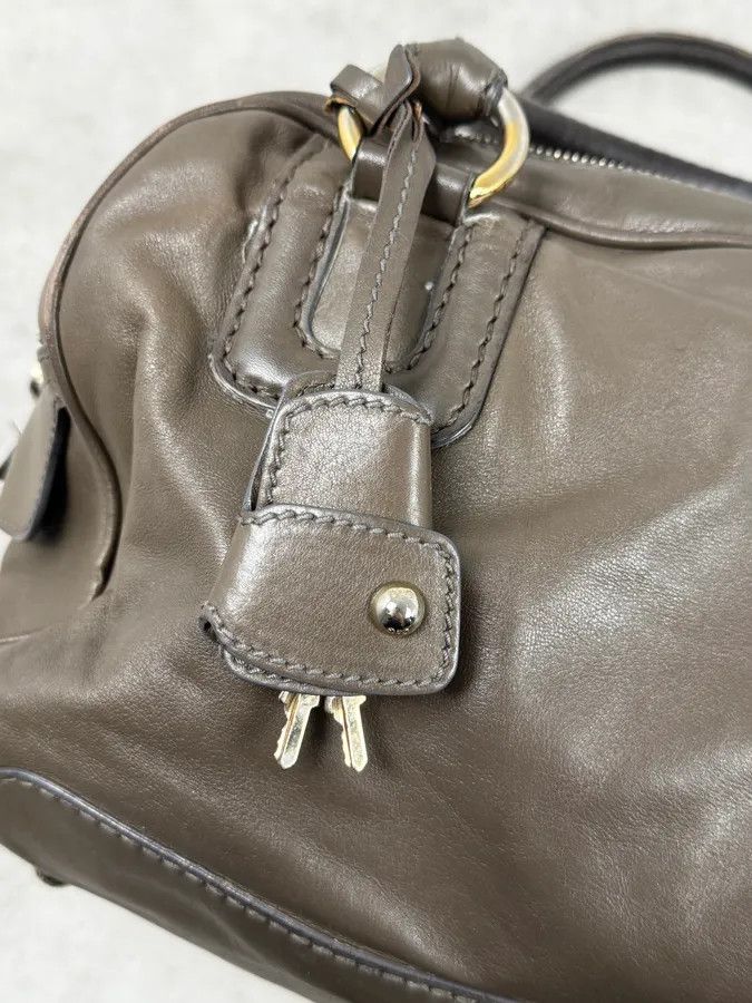 Dolce & Gabbana AW2010 Dolce & Gabbana Taupe Multi-Zip Leather Lily Bag Size ONE SIZE - 10 Thumbnail