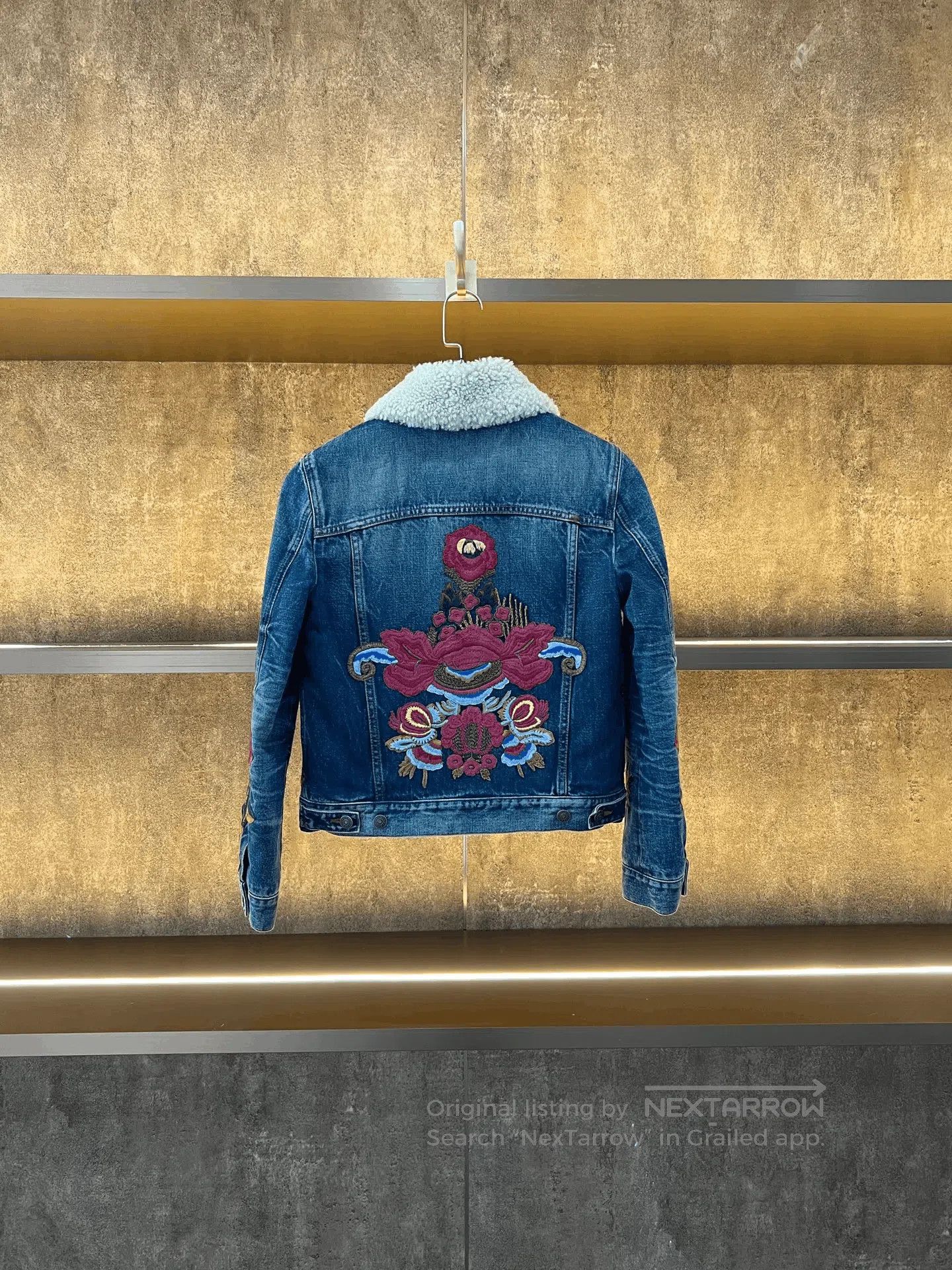 Gucci Gucci Lamb Fur Jacket. Size S / US 4 / IT 40 - 2 Thumbnail
