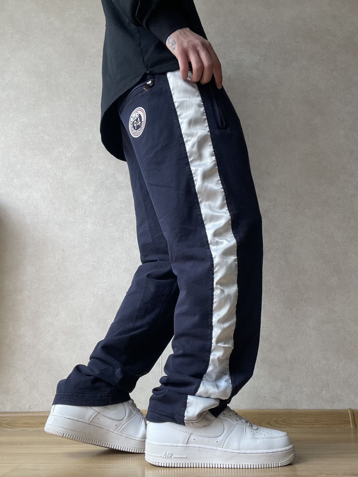 Dolce & Gabbana 90s Dolce Gabbana Stripped Sweatpants Retro Sportswear Y2K Size US 30 / EU 46 - 1 Thumbnail