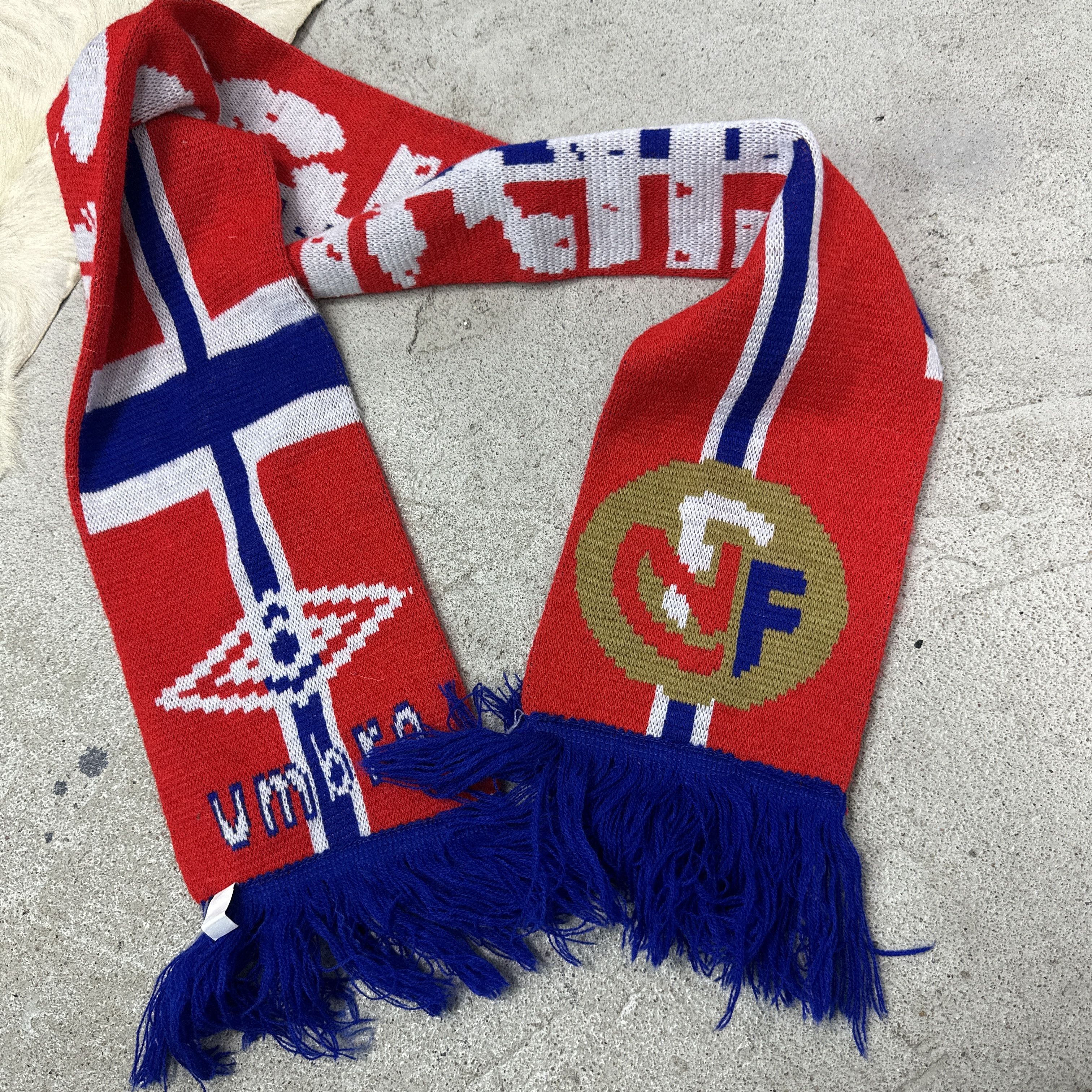 Umbro Vintage Sporty Norway Umbro Football Scarf Y2K Size ONE SIZE - 4 Thumbnail