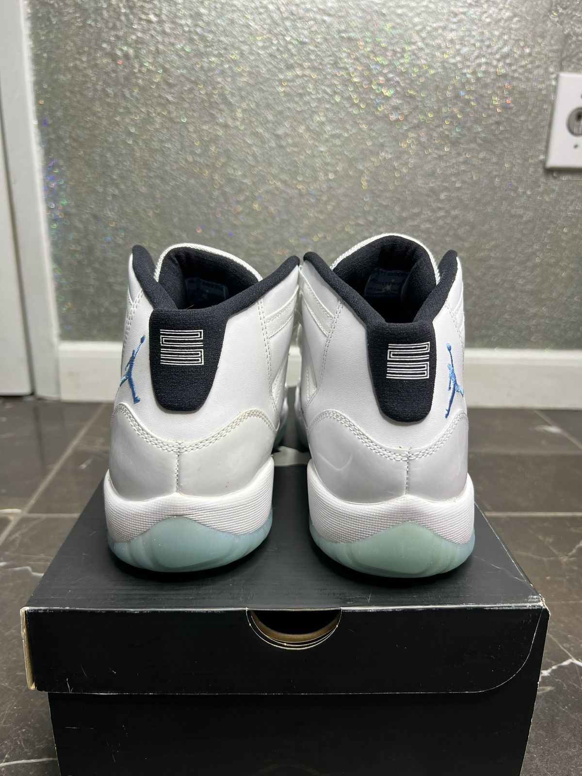 Jordan Brand Jordan Legend Blue 11s (2024) DS GS 7Y! Size US 7 / EU 40 - 3 Thumbnail