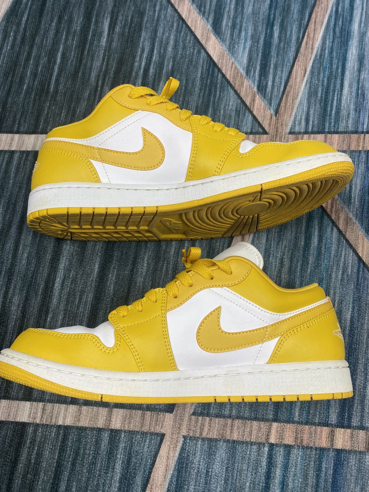 Nike AIR JORDAN 1 LOW POLLEN MAN Size US 8.5 / EU 41-42 - 5 Thumbnail