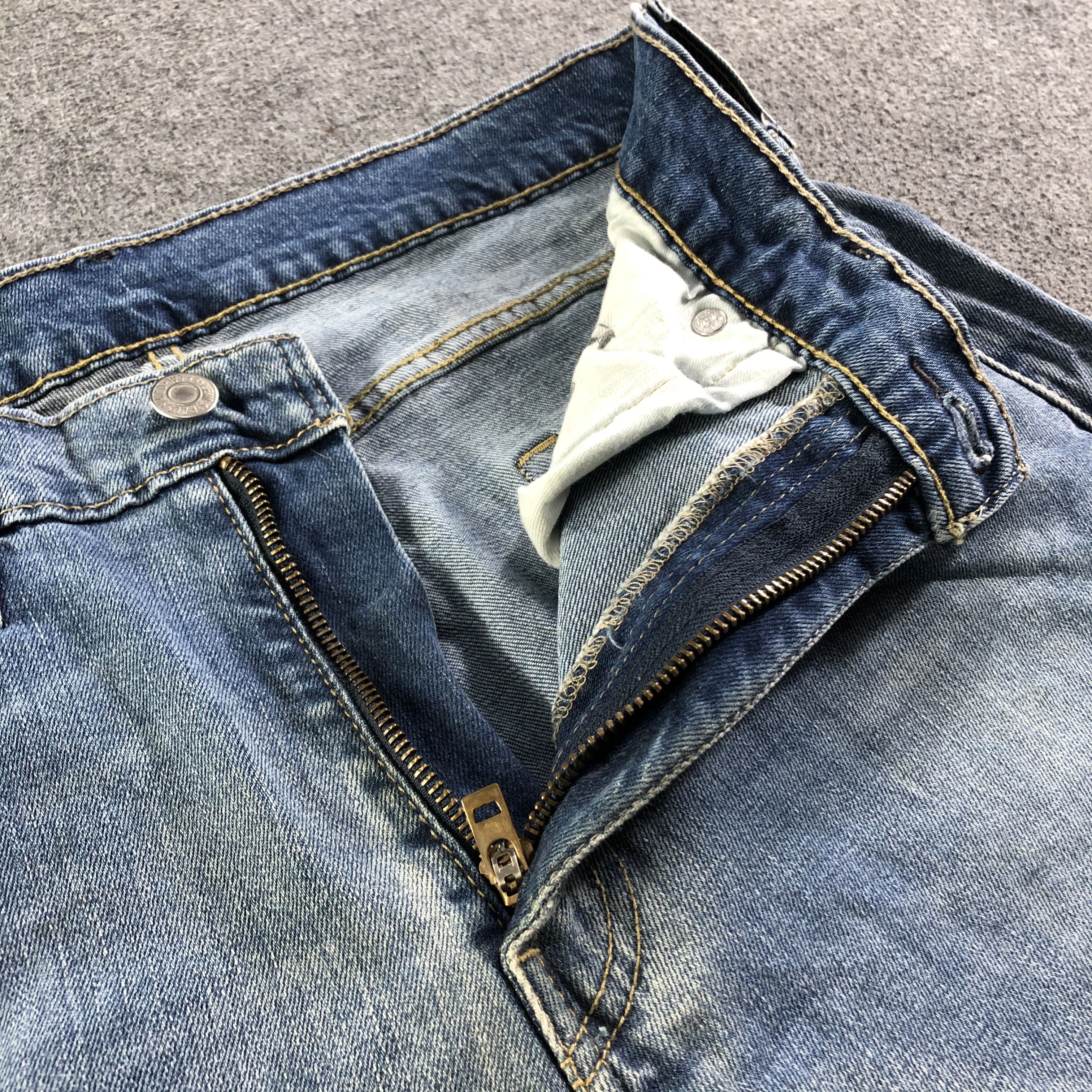 Levi's Vintage Blue Wash Levis 513 Jeans-J3510 Size 32" / US 10 / IT 46 - 7 Thumbnail