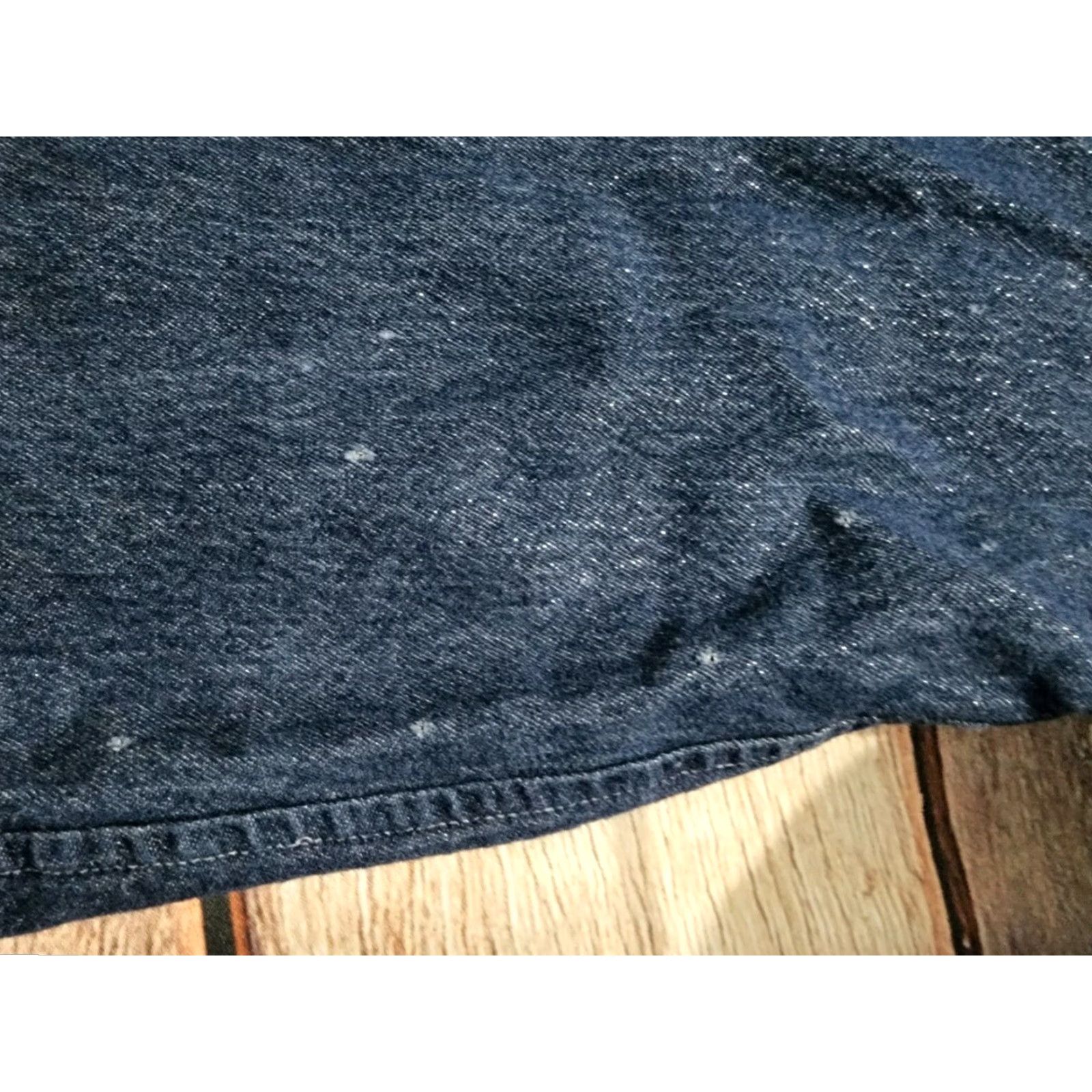 Disney VINTAGE Disney Denim Shirt Women XL Christmas Winnie the Pooh Tigger Santa Holiday Embroidered Glitter Button-Up Blue Denim Long Sleeve Size XL / US 12-14 / IT 48-50 - 3 Thumbnail