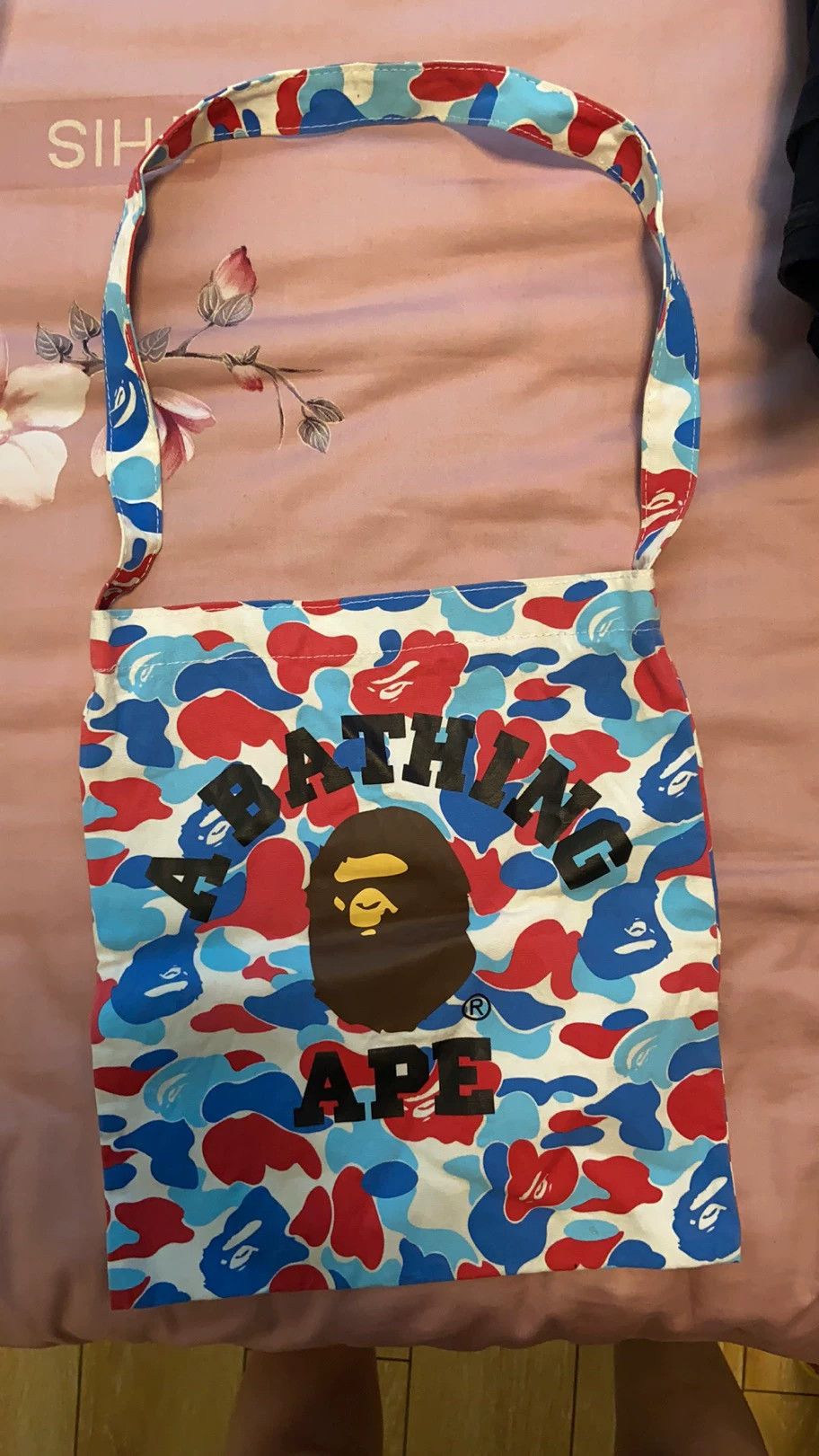 Bape Bape Item Designer Casual Streetwear Size ONE SIZE - 1 Preview