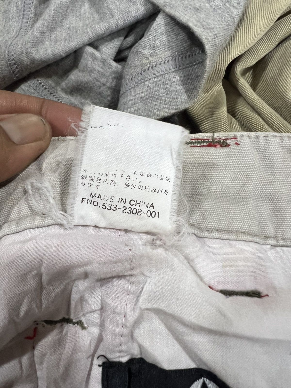Airwalk 🔥Red Airwalk Multipockets Cargo Pant Size US 27 - 18 Thumbnail