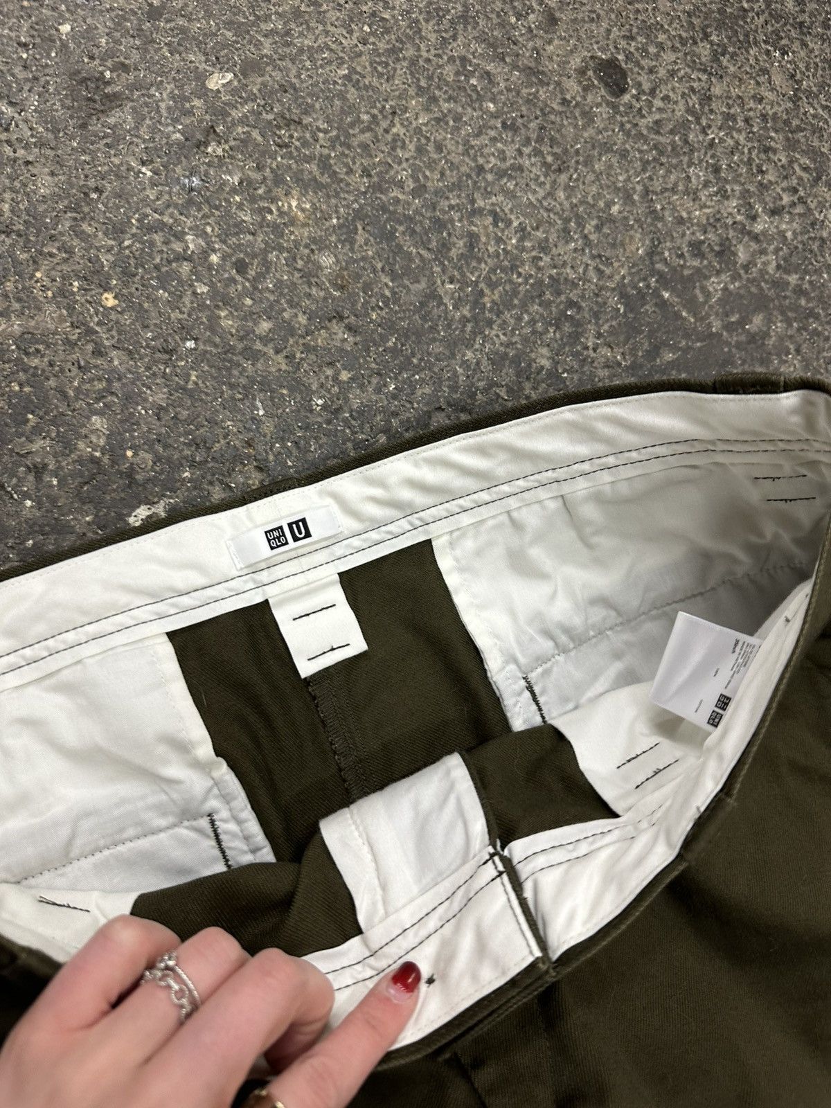 Uniqlo Y2K uniqlo dressy baggy chino pants Size US 35 - 4 Thumbnail