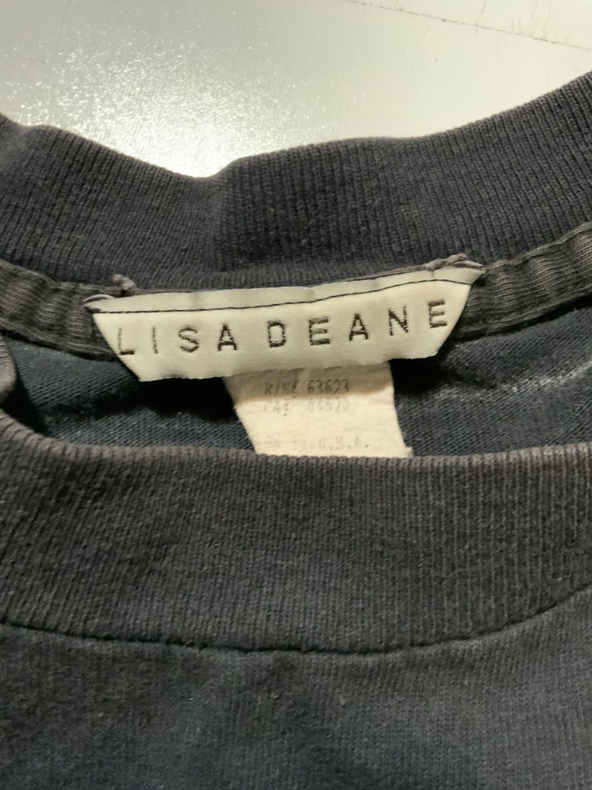 Vintage Vintage 90s Lisa Deane Saint Germain Faded Graphic T-Shirt Size US L / EU 52-54 / 3 - 6 Thumbnail